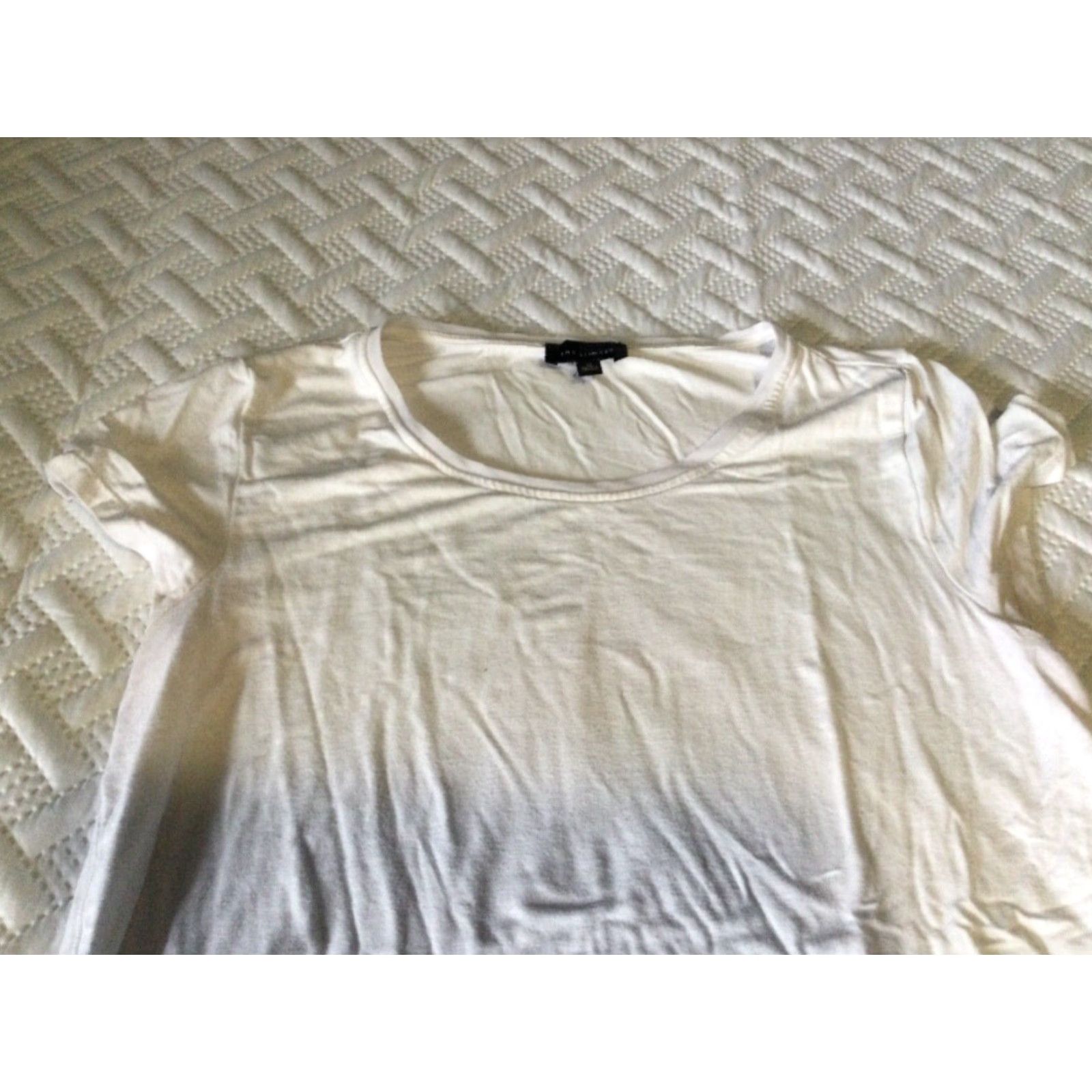 Vintage VINTAGE The Limited Solid T-Shirt Women’s Medium White Short Sleeve Regular Fit Size M / US 6-8 / IT 42-44 - 2 Thumbnail
