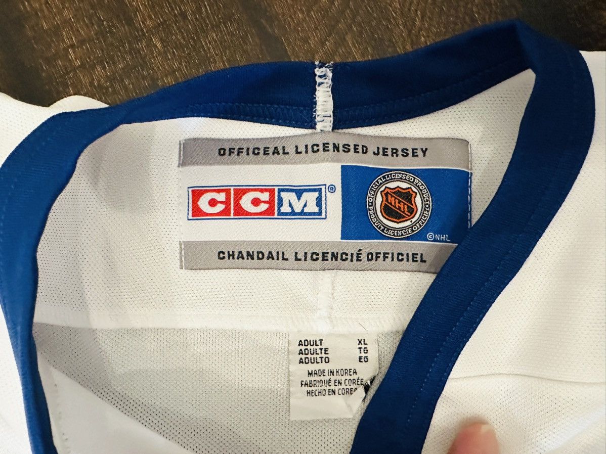 Ccm VTG CCM NHL Toronto Maple Leaf Hockey Jersey Size: XL Size US XL / EU 56 / 4 - 4 Thumbnail