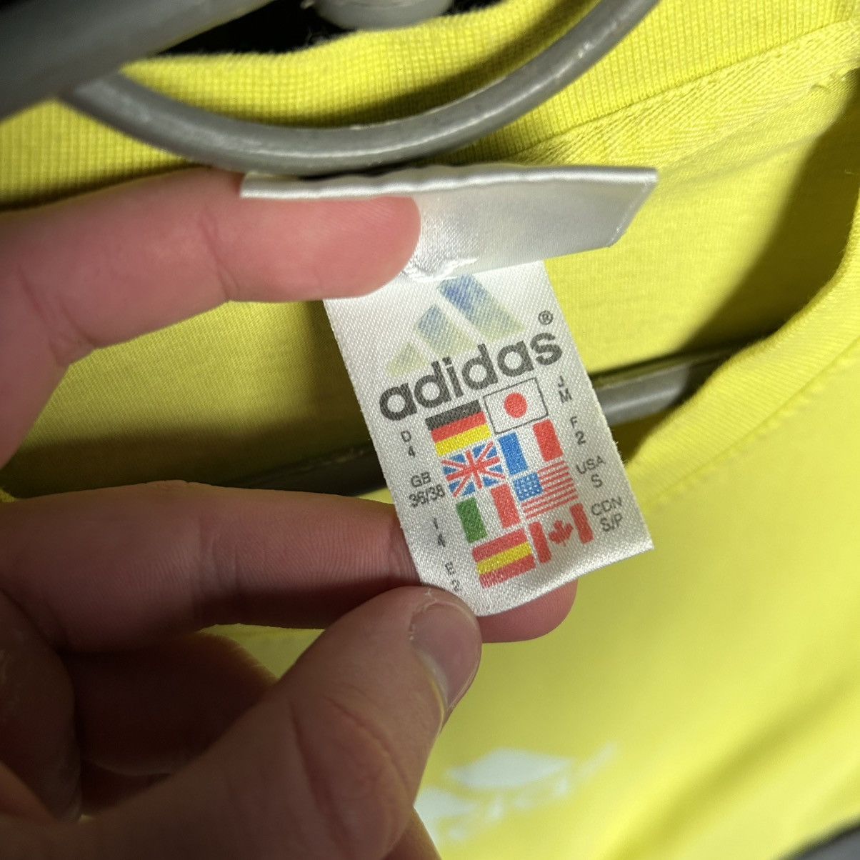 Adidas Vintage Adidas Big Logo Streetwear 90’s yellow tee size S Size US S / EU 44-46 / 1 - 7 Thumbnail