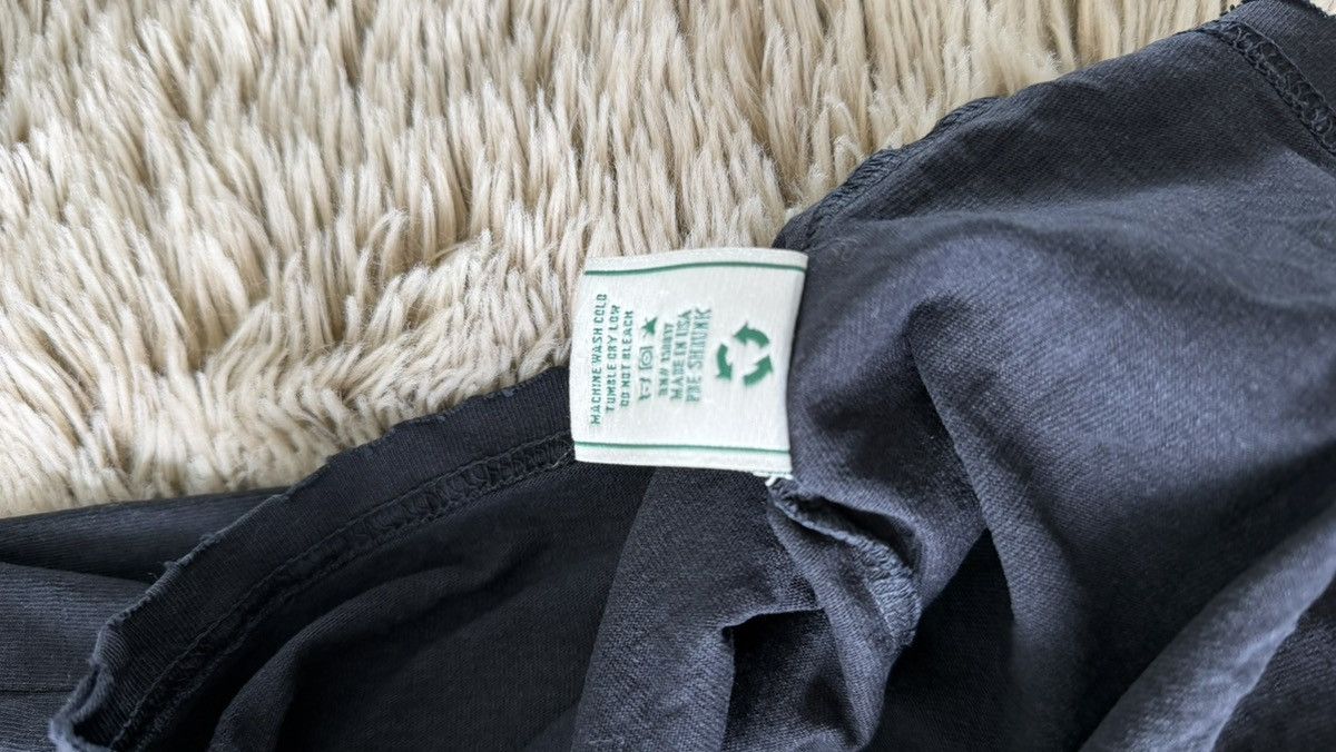 Strawberry True Black T-Shirt Size US S / EU 44-46 / 1 - 4 Thumbnail