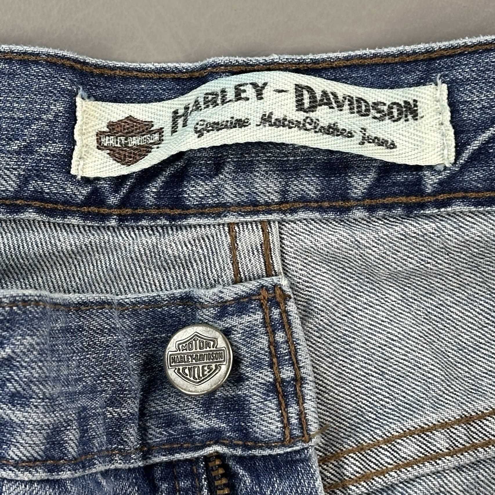 Harley Davidson Vintage Harley-Davidson Jeans Mens 34x34 Medium Wash Denim Straight Biker Y2K jeans Mens 34 Blue USA 90s Harley-Davidson Size US 34 / EU 50 - 7 Thumbnail
