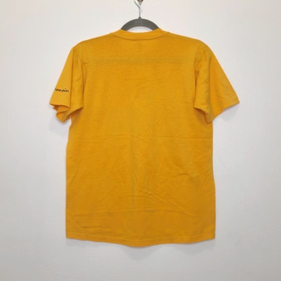 Jerzees VINTAGE Wisconsin Nature Deer Jerzees Russell Medium Yellow Buck Hunting Shirt Unisex Adults M Yellow 90s Grunge Size US M / EU 48-50 / 2 - 5 Thumbnail