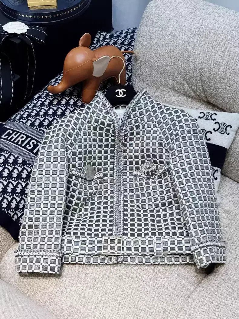 Chanel Chanel Plaid stand-up collar large silver buckle two-pocke Size XS / US 0-2 / IT 36-38 - 2 Thumbnail