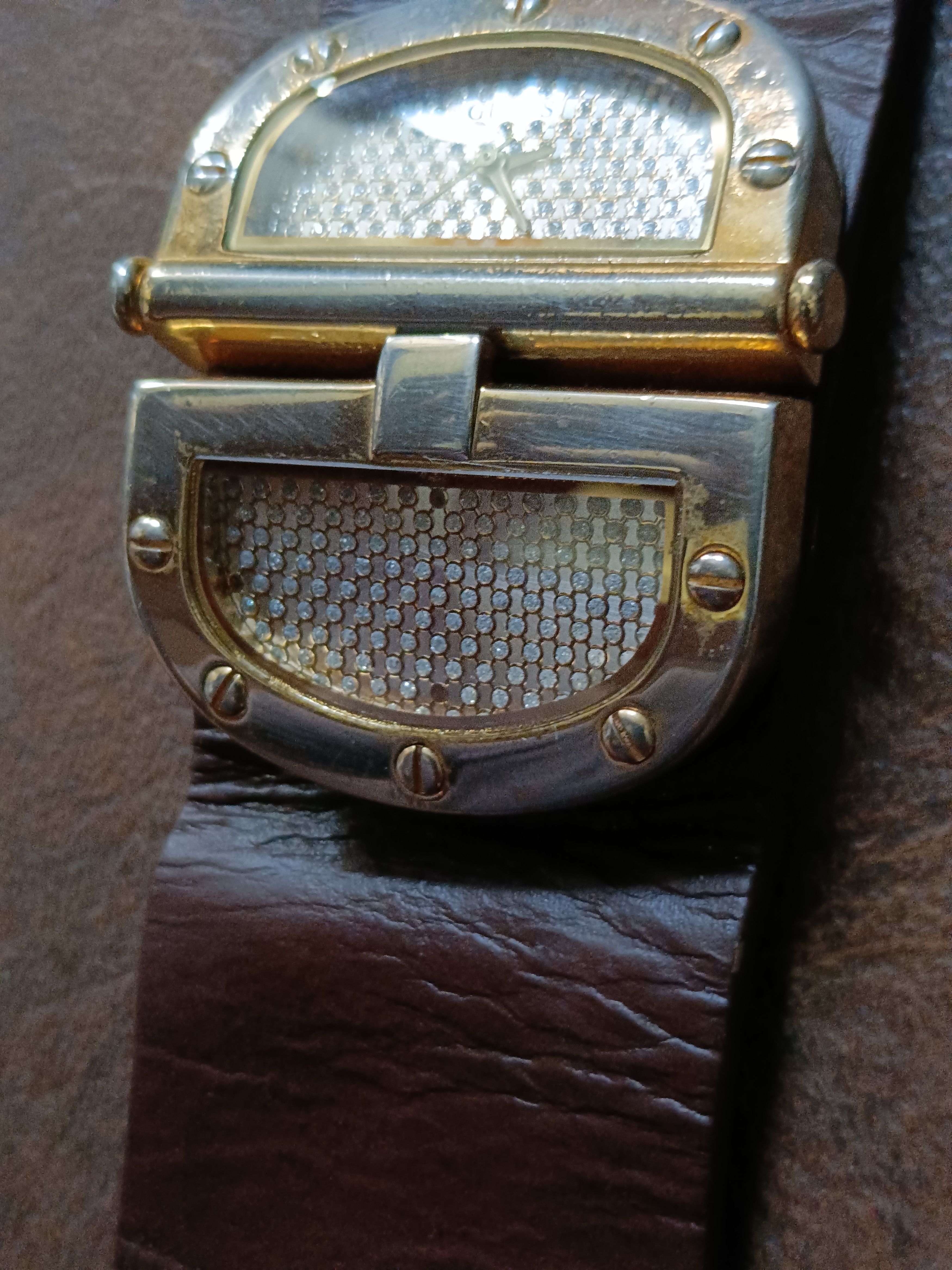 Guess × Vintage Vintage guess cuff gold tone watch Size ONE SIZE - 4 Thumbnail