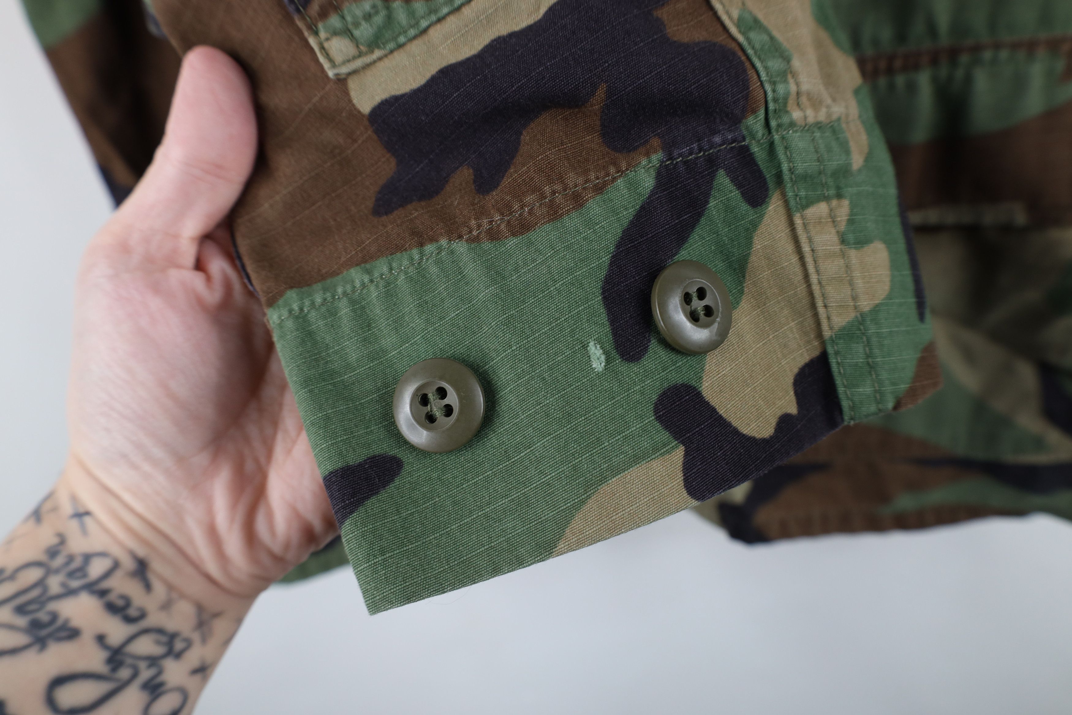 Vintage Vintage 90s Hot Weather Camouflage Field Combat Jacket USA Size US S / EU 44-46 / 1 - 10 Thumbnail