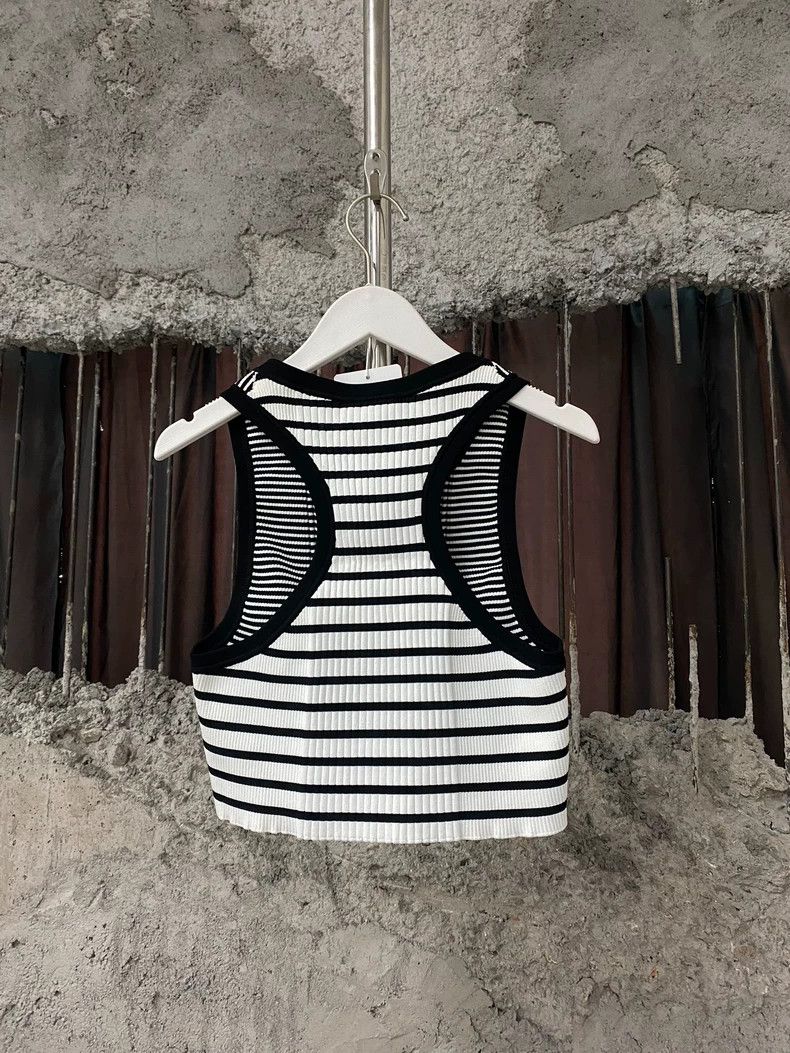 Louis Vuitton Louis Vuitton Knitted chain vest Size US M / EU 48-50 / 2 - 2 Thumbnail