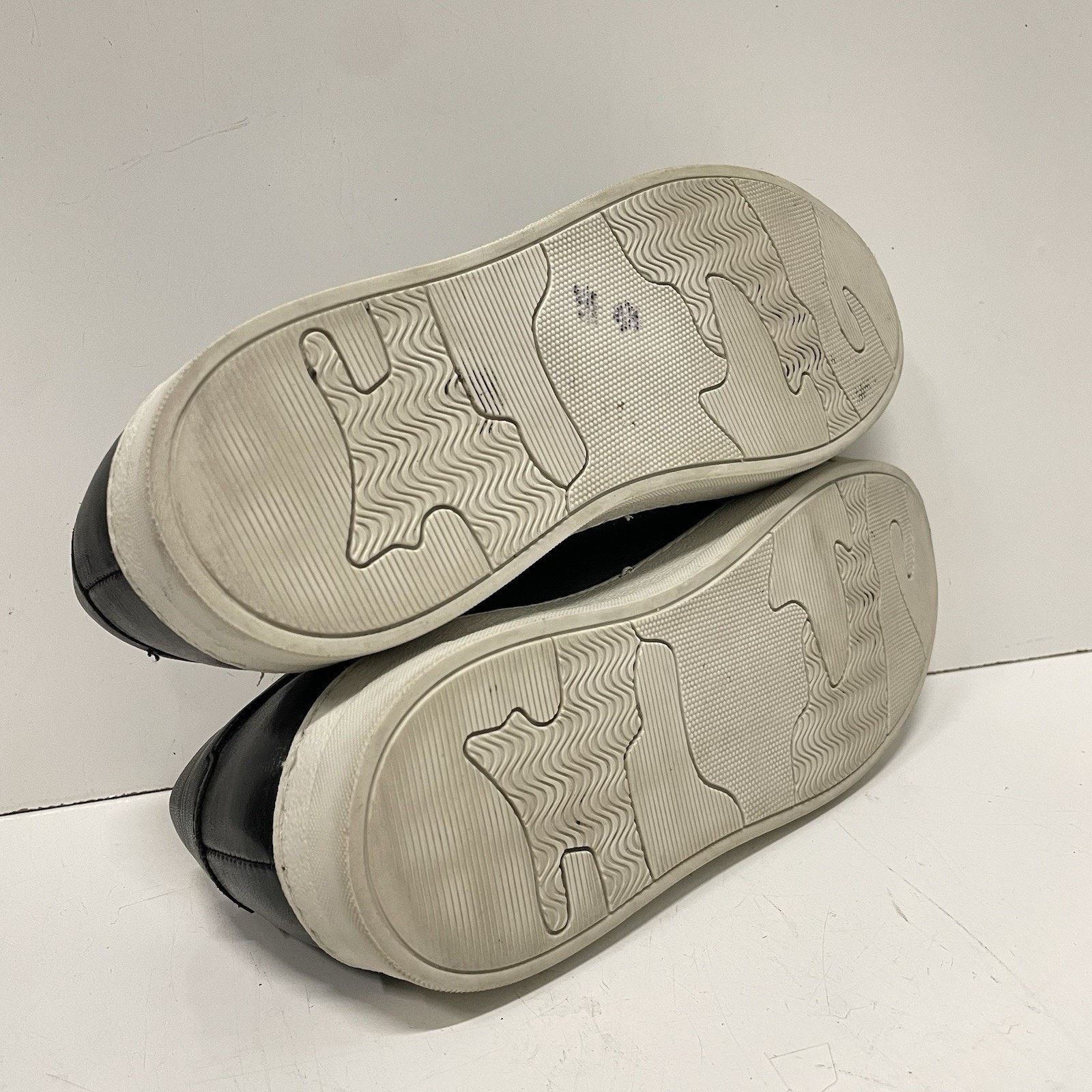 Bruno Magli $298 Bruno Magli Mens "Diego" Leather Sneakers Black US 11.5 Size US 11.5 / EU 44-45 - 6 Thumbnail