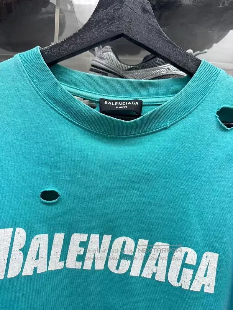 Balenciaga Balenciaga Short-sleeved T-shirt with letter print and hol Size US S / EU 44-46 / 1 - 3 Thumbnail