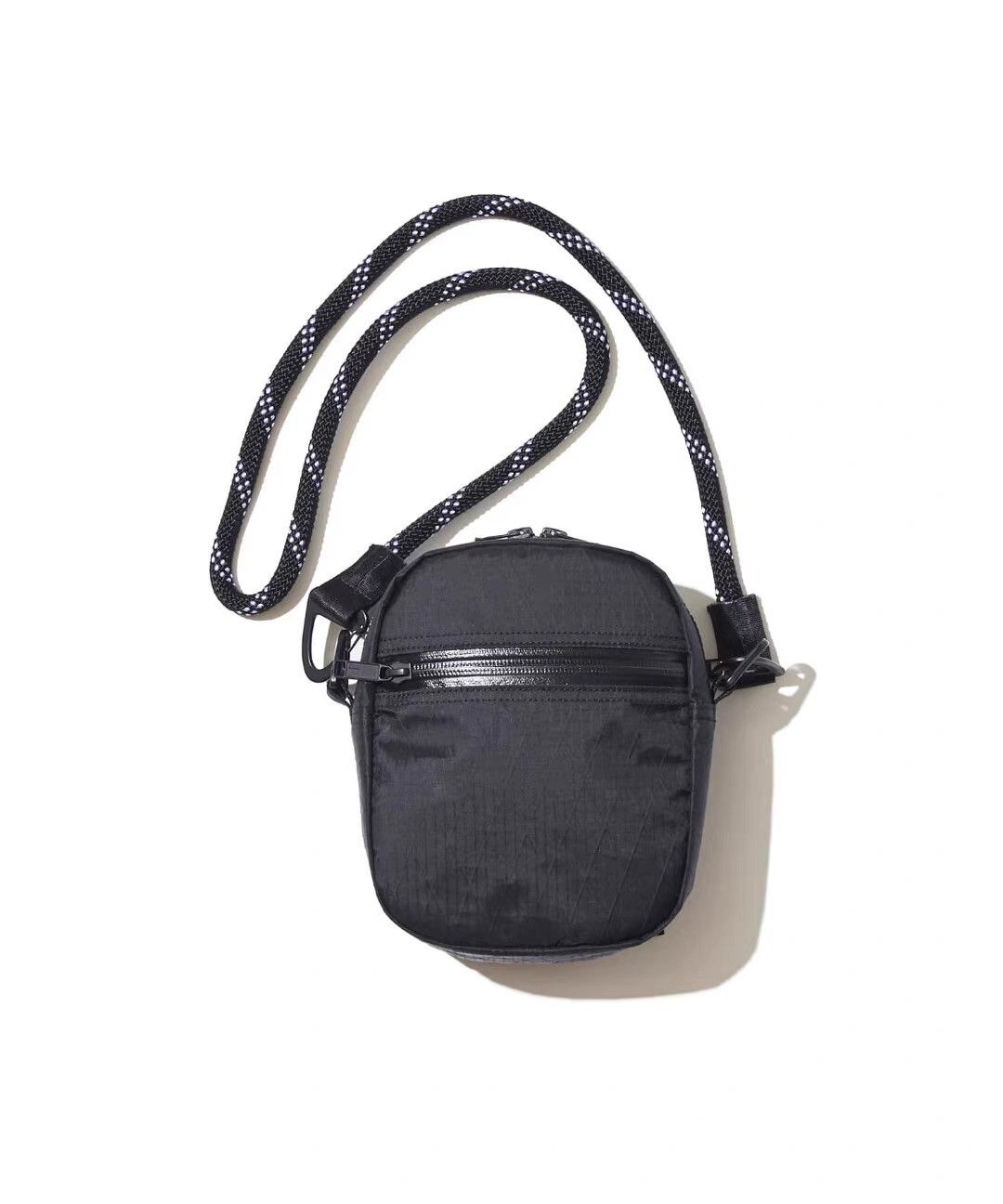F/CE F/CE Utility Shoulder Pouch Available Colors: Blue, Ｑ22 Size ONE SIZE - 2 Thumbnail