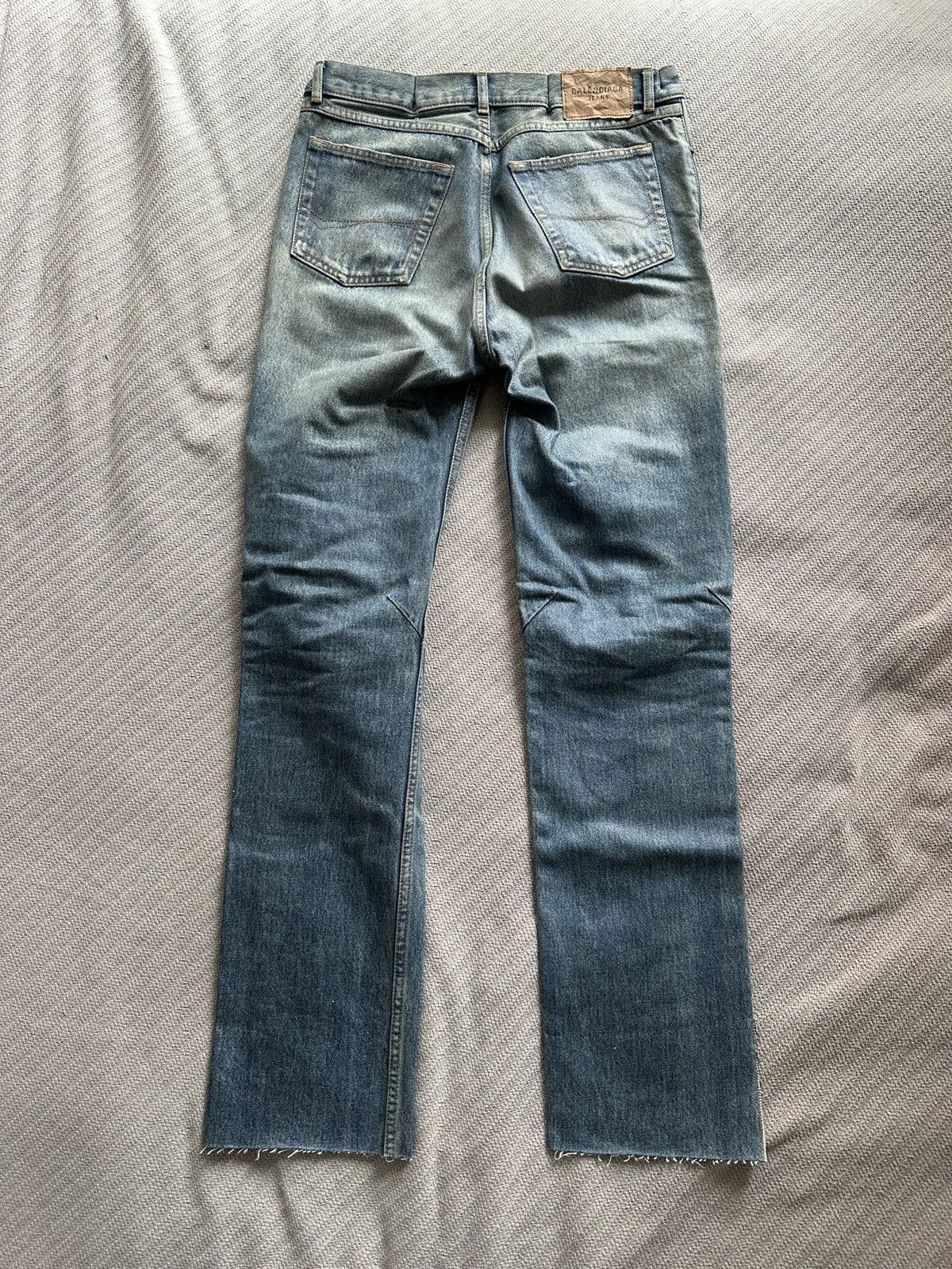 Balenciaga 360 Show Darted Coated Jeans Size US 31 - 6 Thumbnail