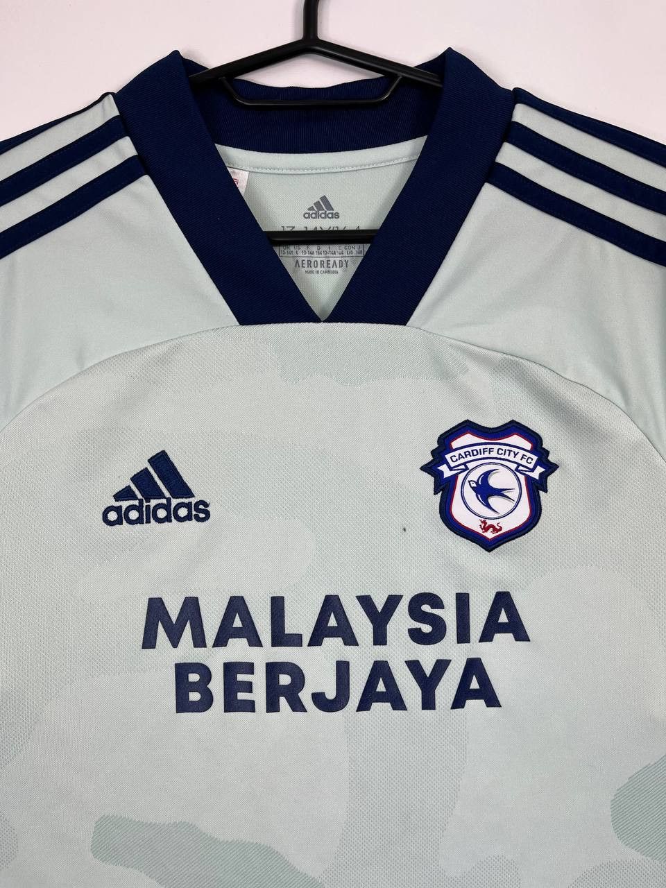 Adidas Cardiff City 2020 Away Shirt Football Soccer Jersey Adidas S Size US S / EU 44-46 / 1 - 2 Thumbnail