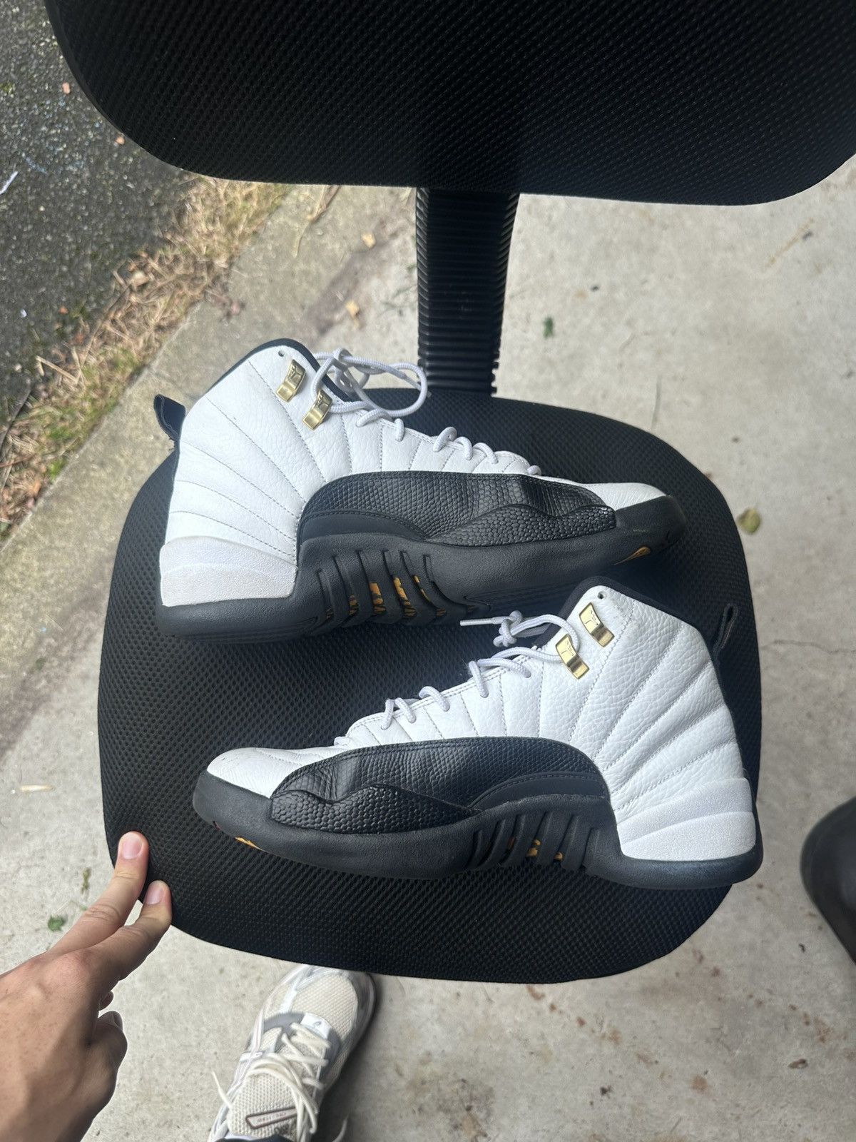 Jordan Brand Retro Jordan 12 taxi Size US 10 / EU 43 - 3 Thumbnail