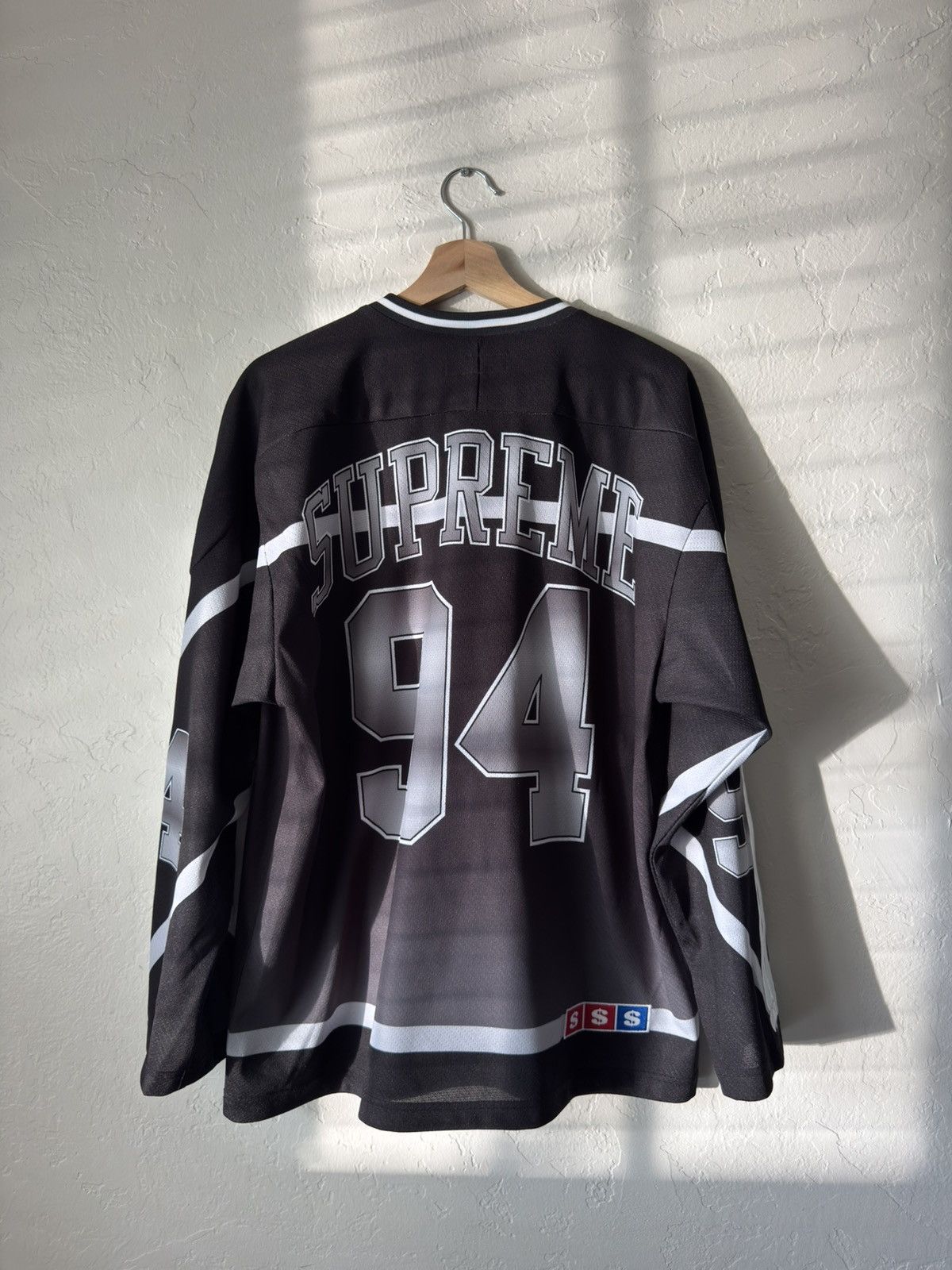 Supreme Supreme Bones Hockey Jersey FW23 Size US S / EU 44-46 / 1 - 2 Thumbnail