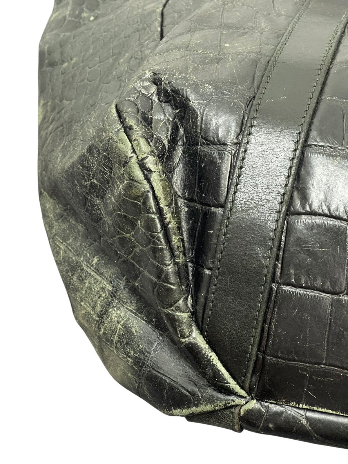 Genuine Leather Crocodile Embossed Daniel & Bob Leather Shoulder Bag 1🟩2 Size ONE SIZE - 8 Thumbnail