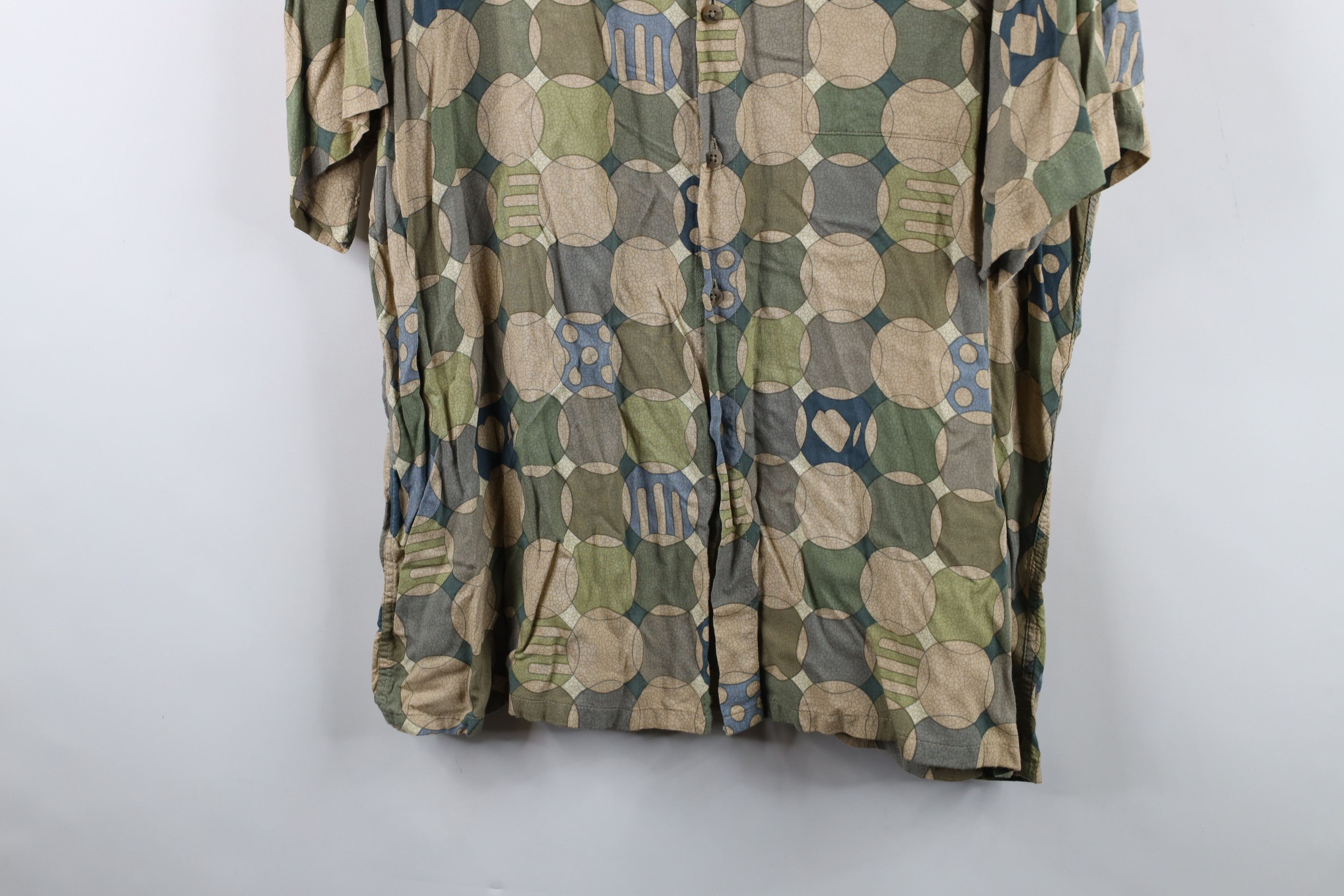 Vintage Vintage 90s Streetwear Rayon Geometric Collared Button Shirt Size US XL / EU 56 / 4 - 3 Thumbnail