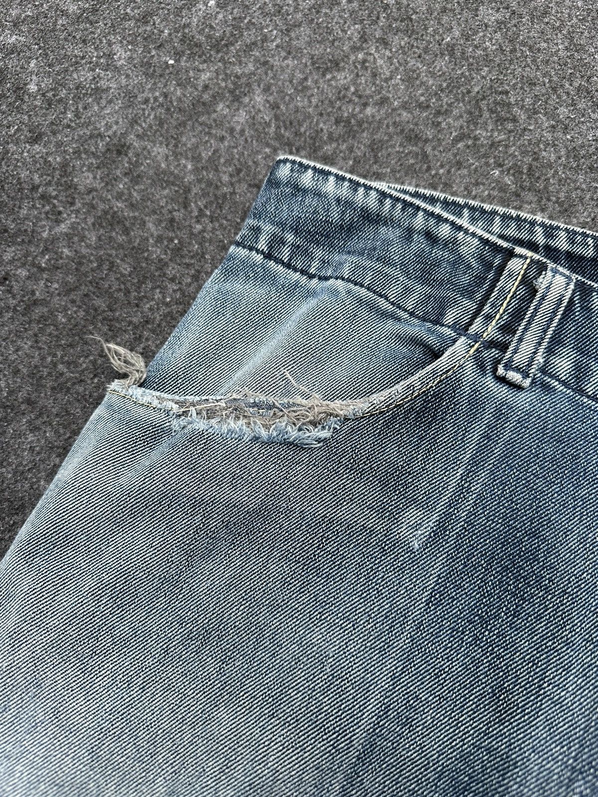 Levi's Vintage Levis 702 Baggy Destroyed Denim 34x32 D59 Size US 34 / EU 50 - 6 Thumbnail