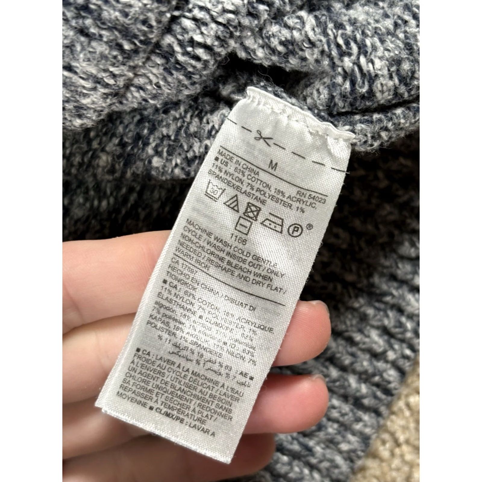 Old Navy Old Navy Hoodie Gray Texture Knit Sweatshirt Pocket Men’s Size M Regular Hooded Pullover Sweatshirt 90s Theme Mens Size US M / EU 48-50 / 2 - 3 Thumbnail