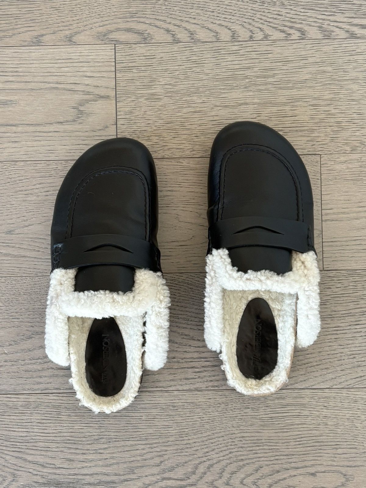 JW Anderson Shearling Mules Size US 9 / EU 42 - 8 Thumbnail