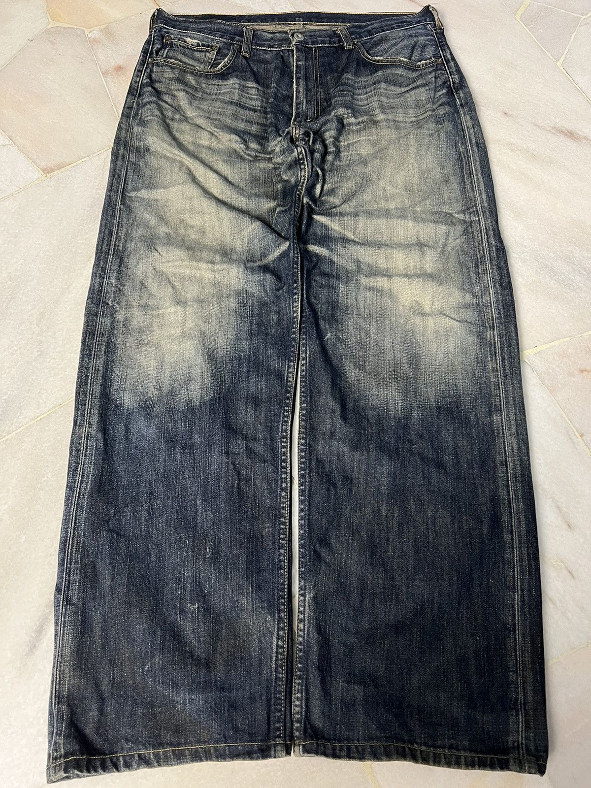 Levi's 💥BAGGY💥VINTAGE LEVIS 503 DISTRESSED MUD WASH JEANS VERY RARE Size US 35 - 1 Thumbnail