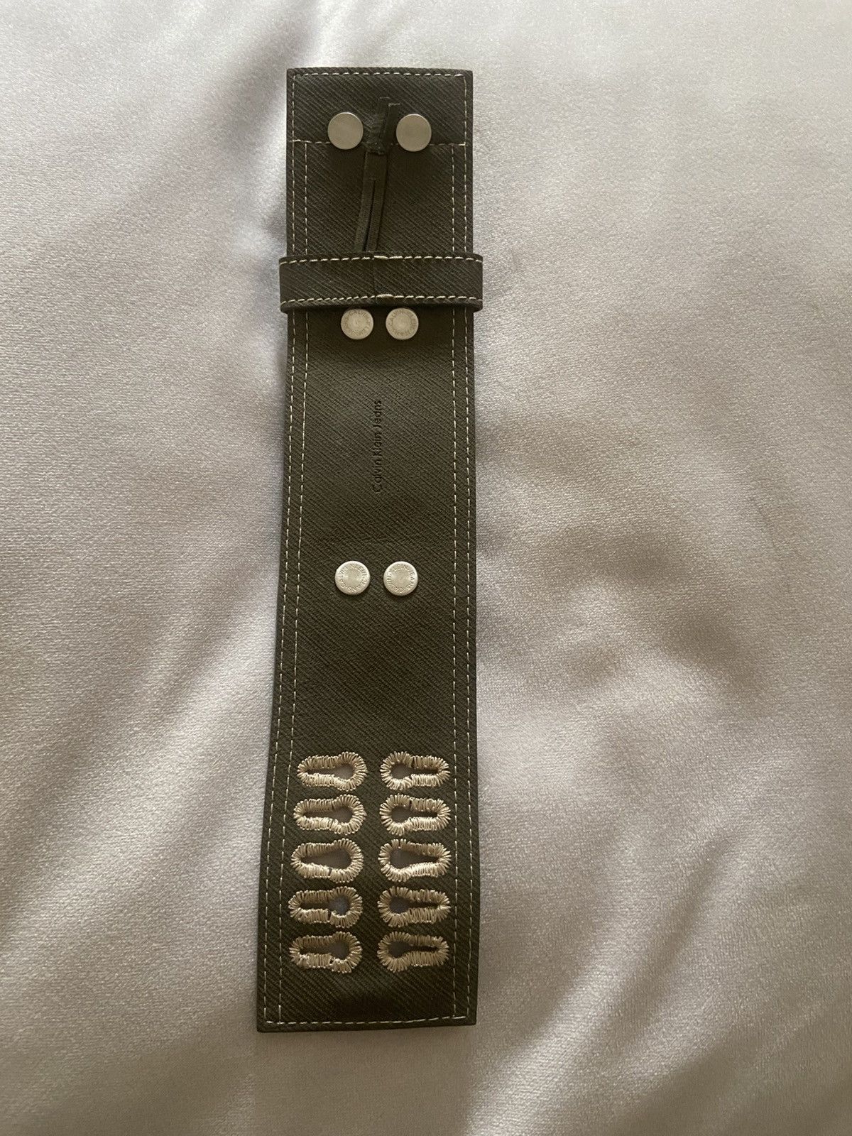 Calvin Klein CALVIN KLEIN K5711141 RRP:£250 Army Military Style!! Size ONE SIZE - 4 Thumbnail