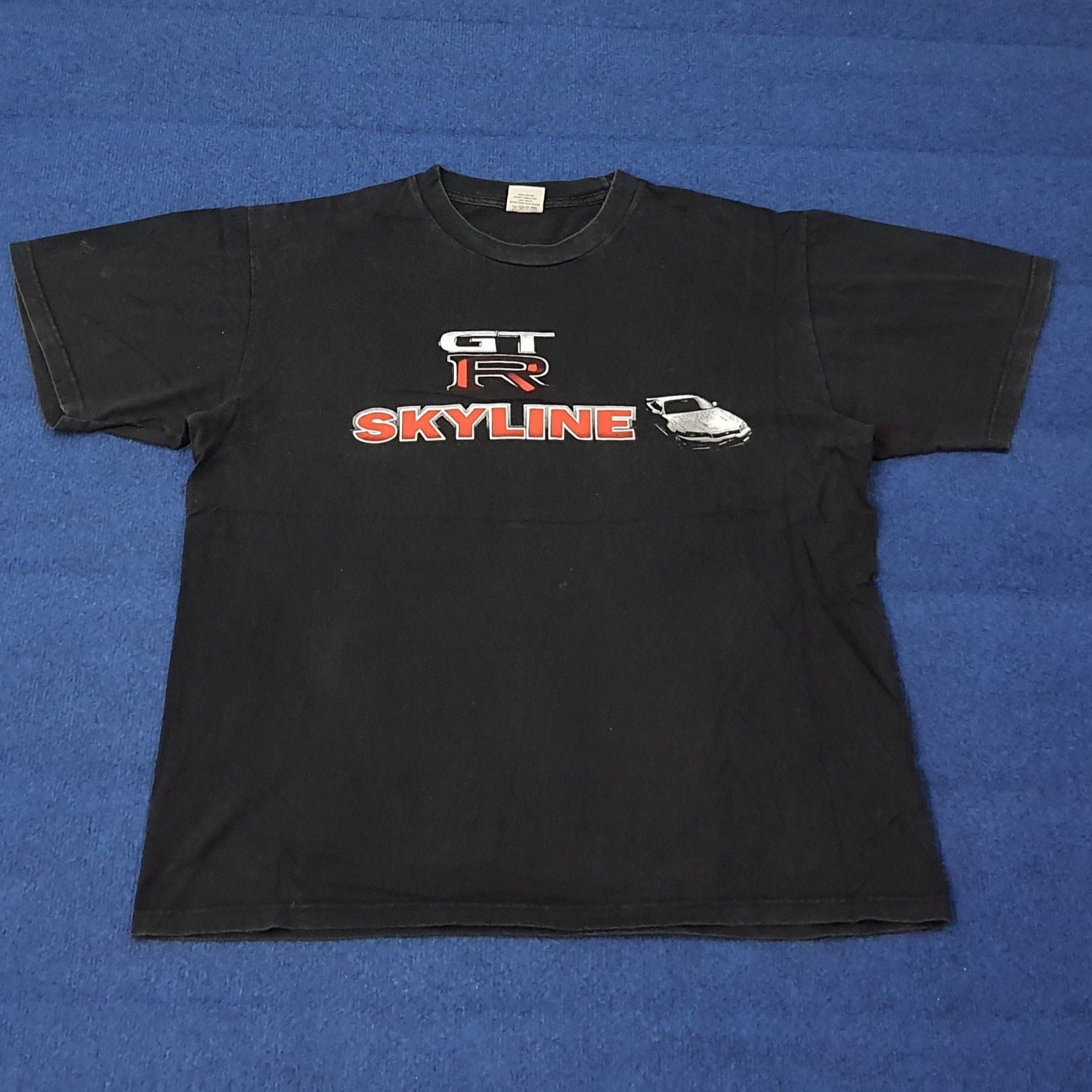 Vintage Vintage Nissan GTR Skyline Motorsports Tshirt C267N13 Size US XL / EU 56 / 4 - 3 Thumbnail