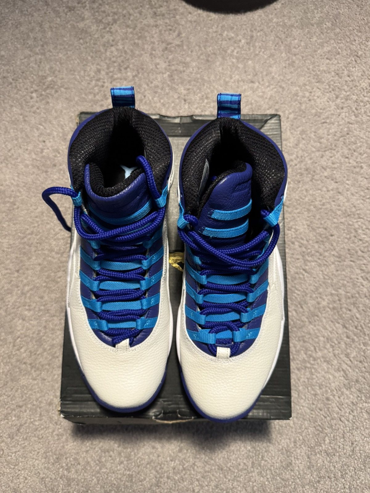 Jordan Brand Jordan 10 Retro “Charlotte” Size US 9 / EU 42 - 3 Thumbnail