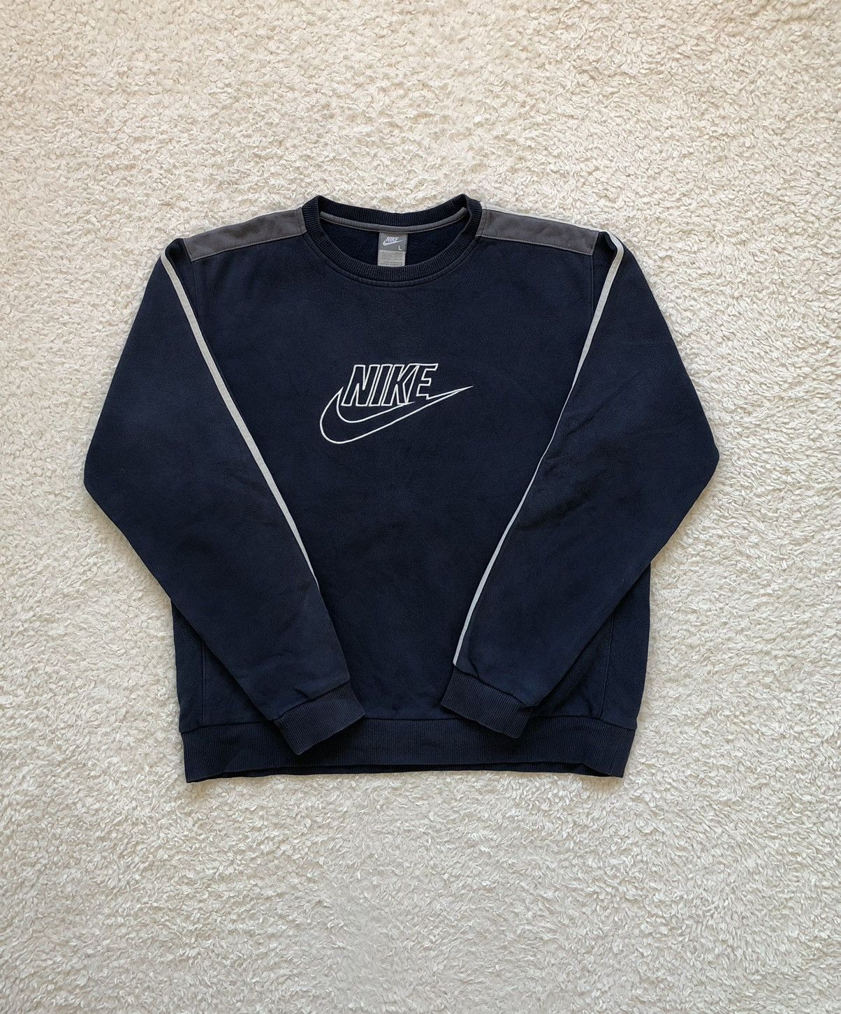 Nike × Vintage Sweatshirt Nike Big Logo Vintage 00’s Y2K Size US L / EU 52-54 / 3 - 1 Thumbnail