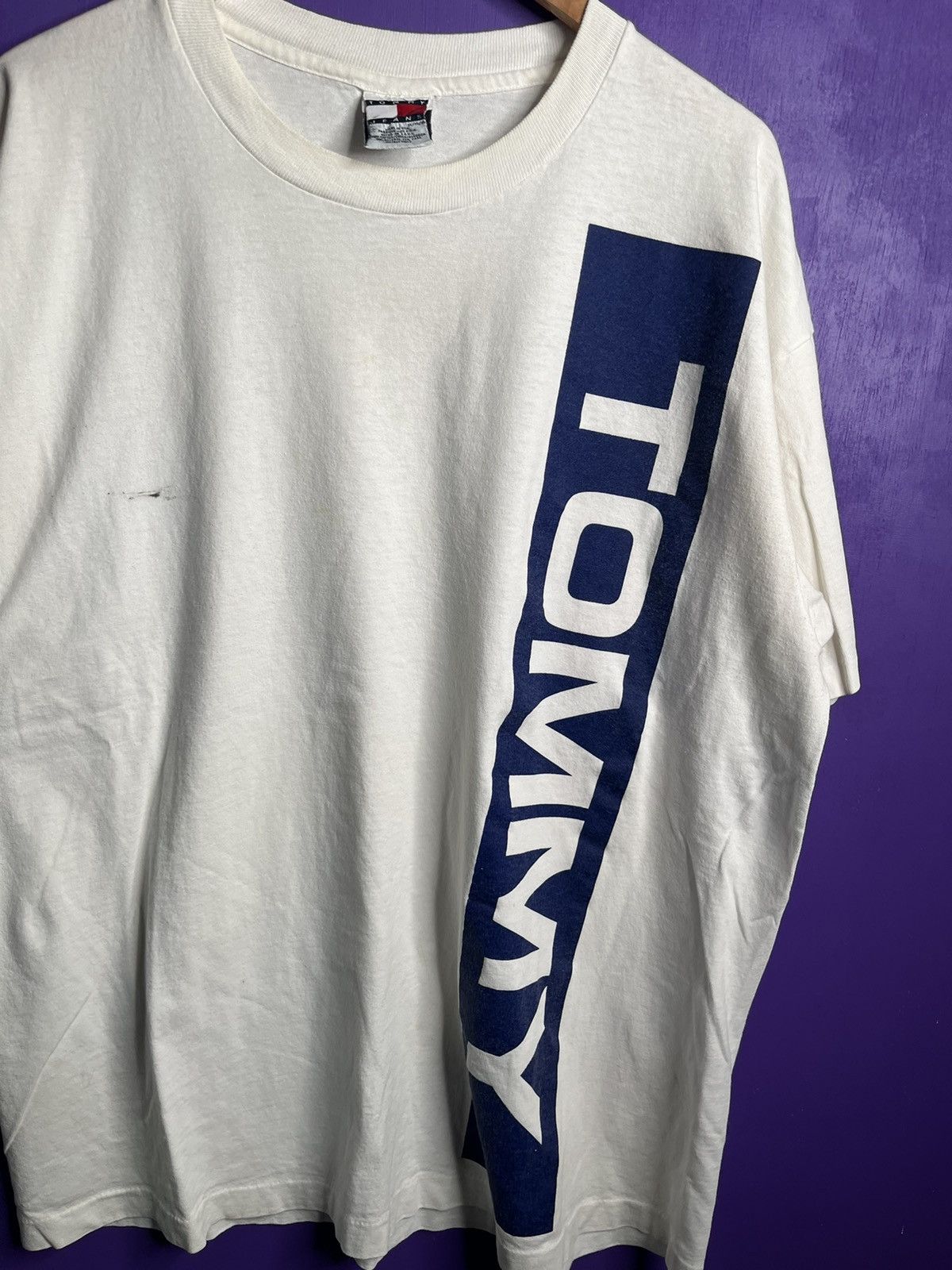 Tommy Hilfiger × Vintage Vintage 90s Tommy jeans stripe logo t-shirt Size US XL / EU 56 / 4 - 3 Thumbnail
