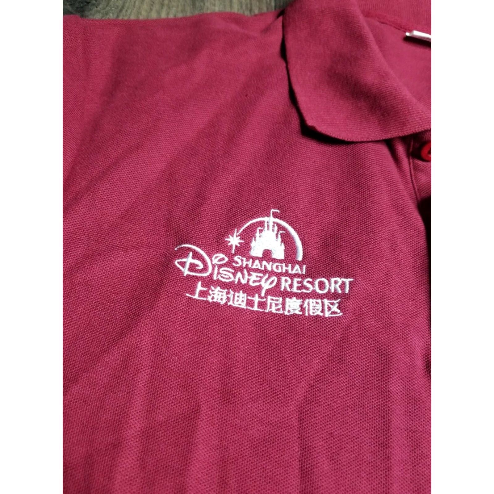 Disney VINTAGE Mens L Shanghai Disney Resort Employee Polo Shirt Size US L / EU 52-54 / 3 - 3 Thumbnail