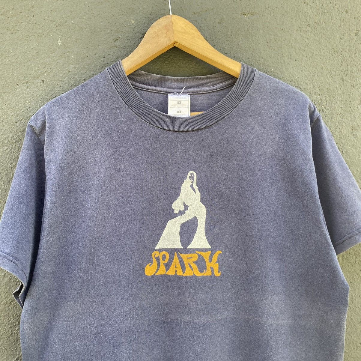 Girl Skateboards Thrashed Faded Vintage Y2K Spark Skateboard ERD GRUNGE TEE Size US M / EU 48-50 / 2 - 2 Thumbnail