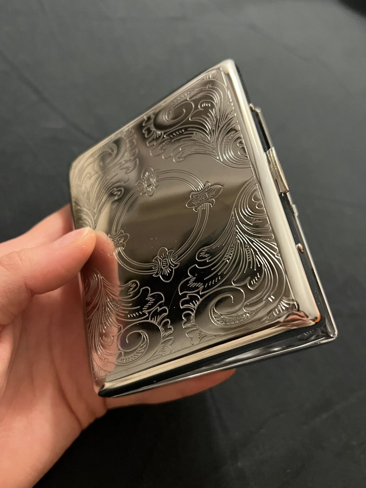 Vintage Embossed floral cigarette case retro Size ONE SIZE - 4 Thumbnail