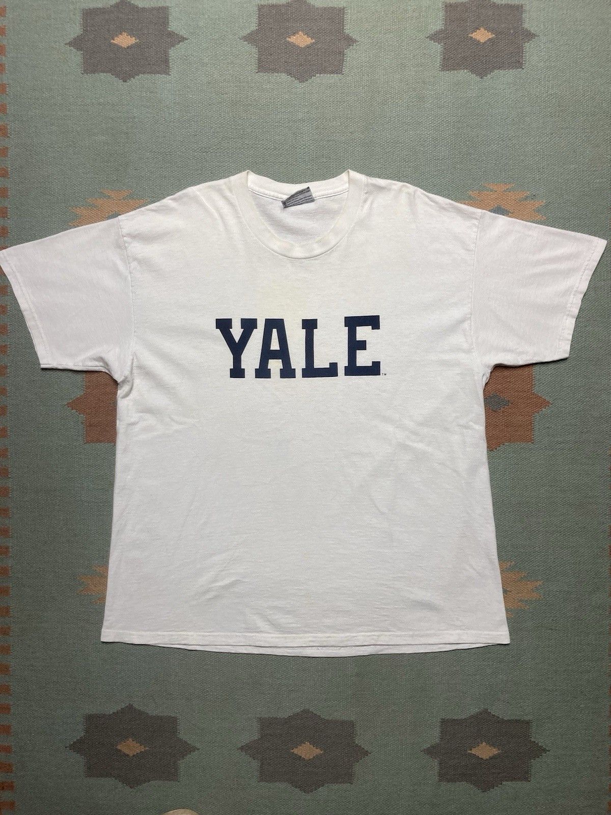 Lee × Vintage Vtg t shirt Yale college school spell out logo made USA XL Size US XL / EU 56 / 4 - 1 Thumbnail