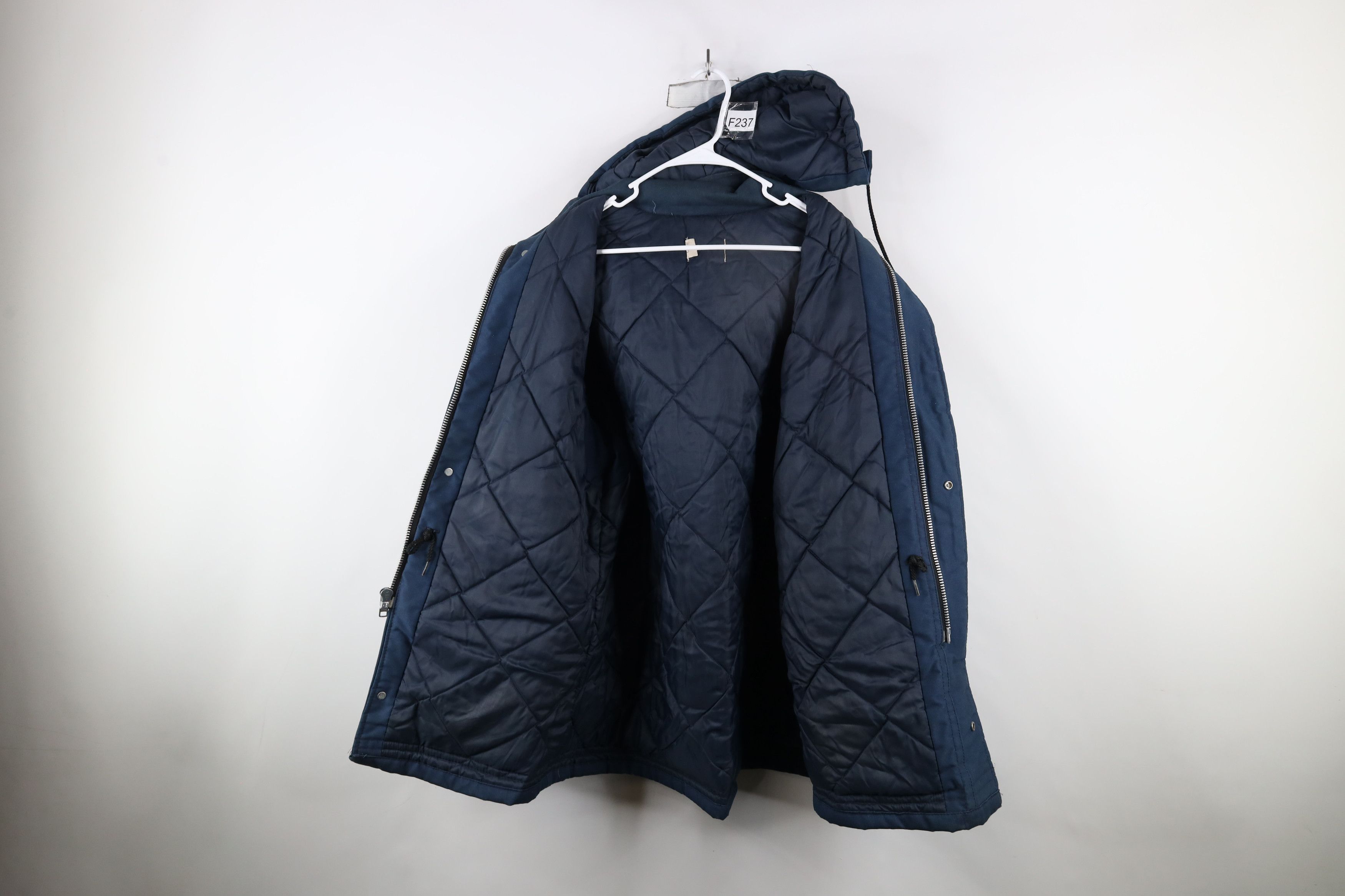 Vintage Vintage 60s 70s Co FoMoCo Quilted Hooded Mechanic Jacket USA Size US L / EU 52-54 / 3 - 7 Thumbnail