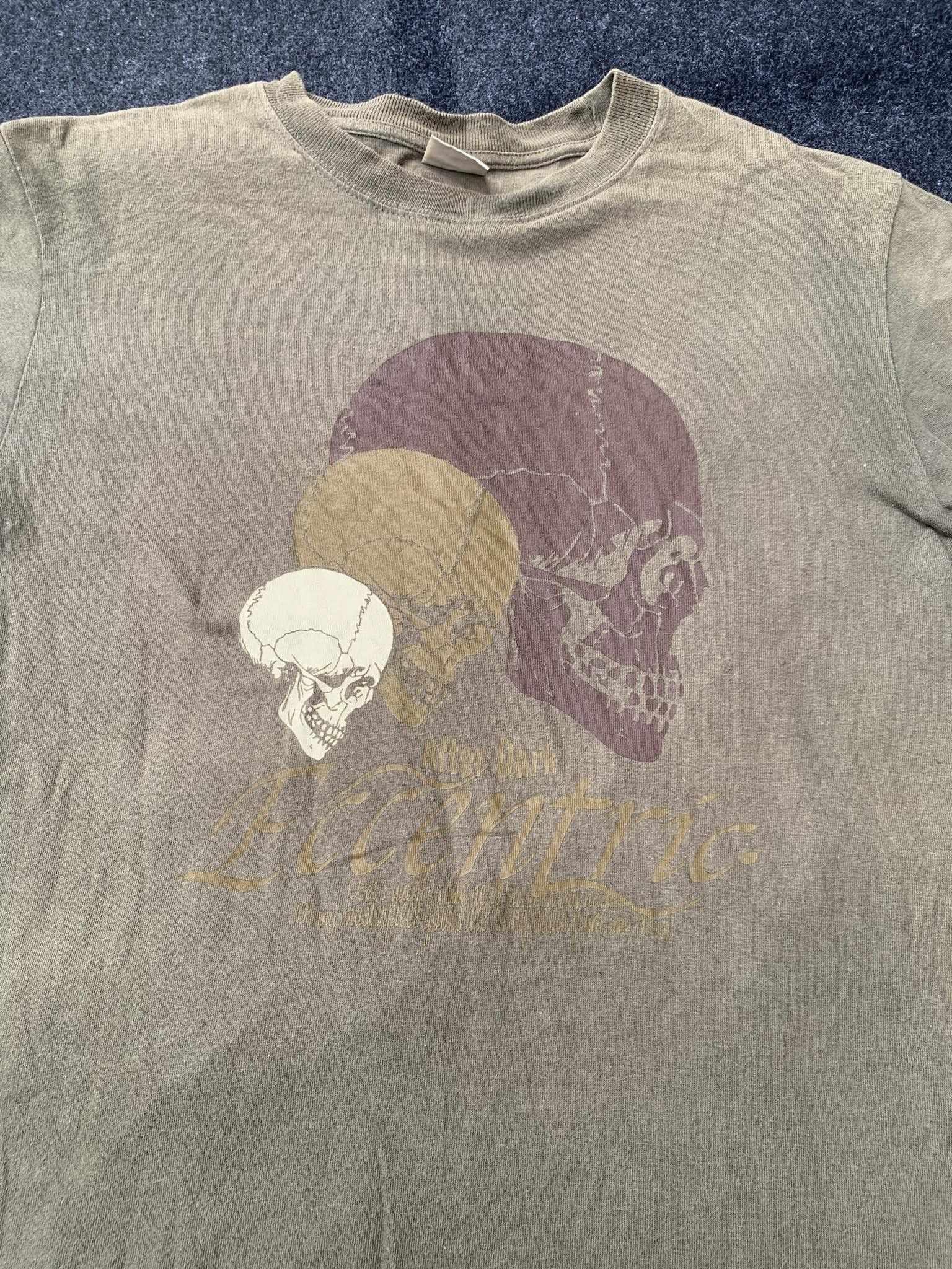 Vintage OG faded skull tshirt Size US L / EU 52-54 / 3 - 3 Thumbnail