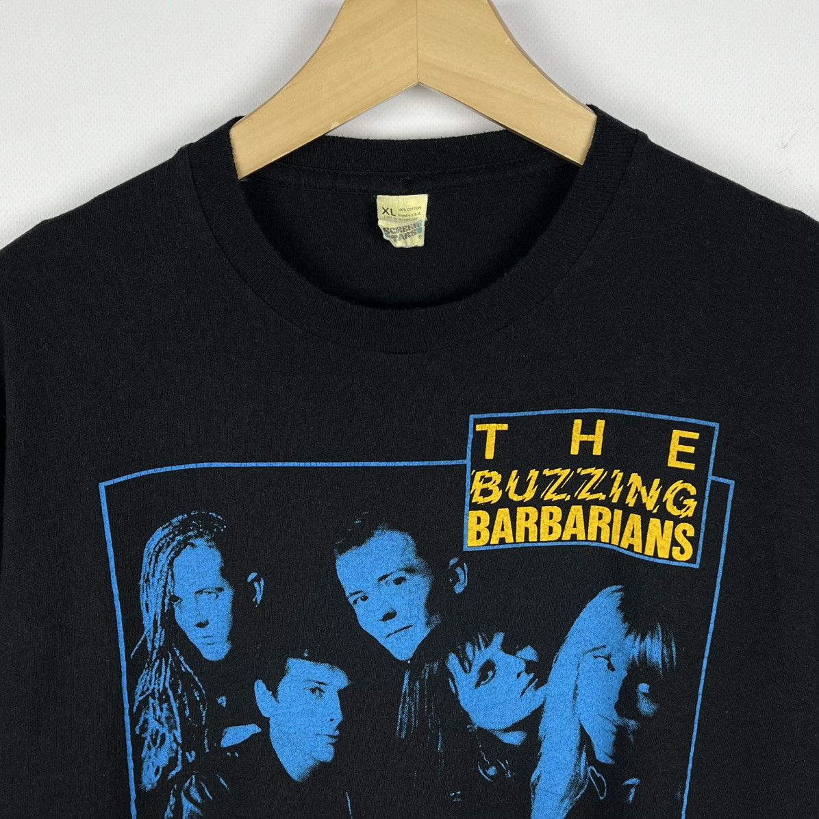Band Tees Vintage The Buzzing Barbarians rare band tour tee 1989 Size US M / EU 48-50 / 2 - 2 Thumbnail