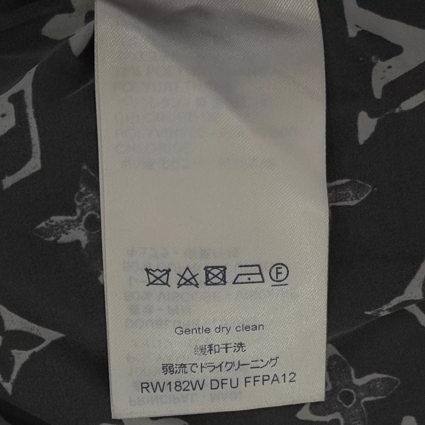 Louis Vuitton Louis Vuitton Monogram Cutout Print Jogger Pants Size 28" / US 6 / IT 42 - 4 Thumbnail