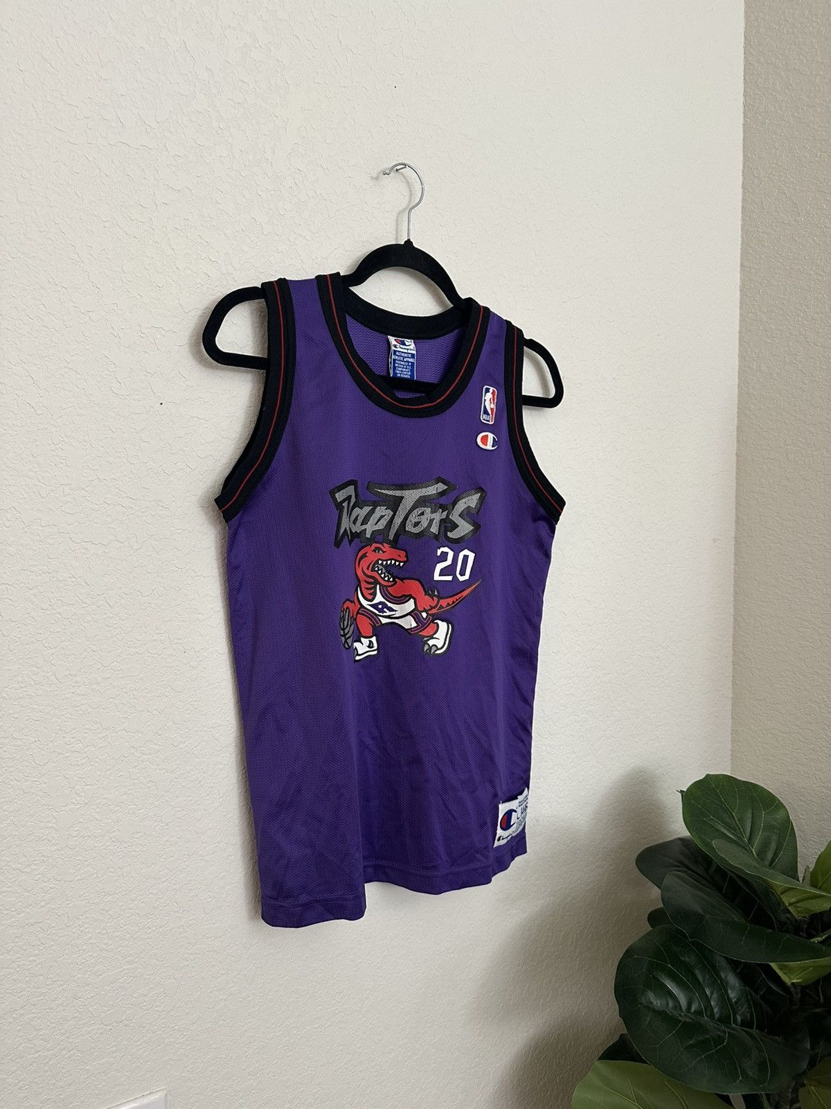 Champion × NBA × Vintage Vintage 90s Toronto Raptors Champion Jersey Youth L 14-16 Size US L / EU 52-54 / 3 - 1 Thumbnail