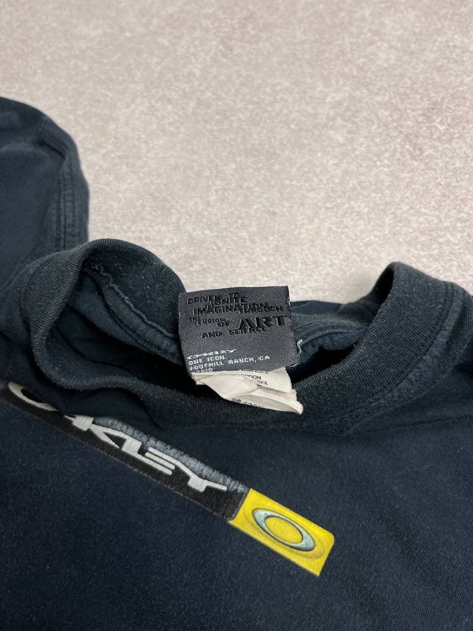 Other Vintage 00's Oakley Archival Boxy T-shirt M Y2K M Size US M / EU 48-50 / 2 - 4 Thumbnail