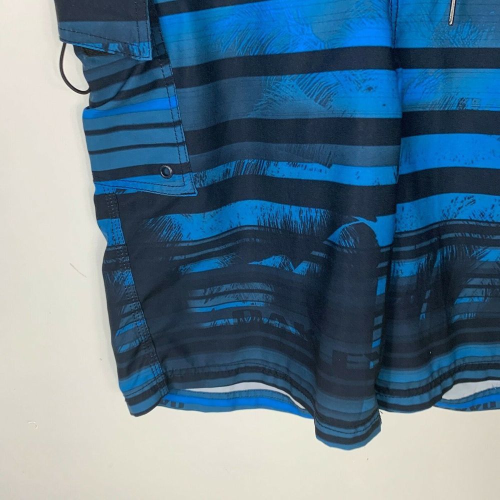 Oakley Oakley 36 Swim Trunks Surf Board Shorts Blue Swimming Stripe Size US 36 / EU 52 - 4 Thumbnail