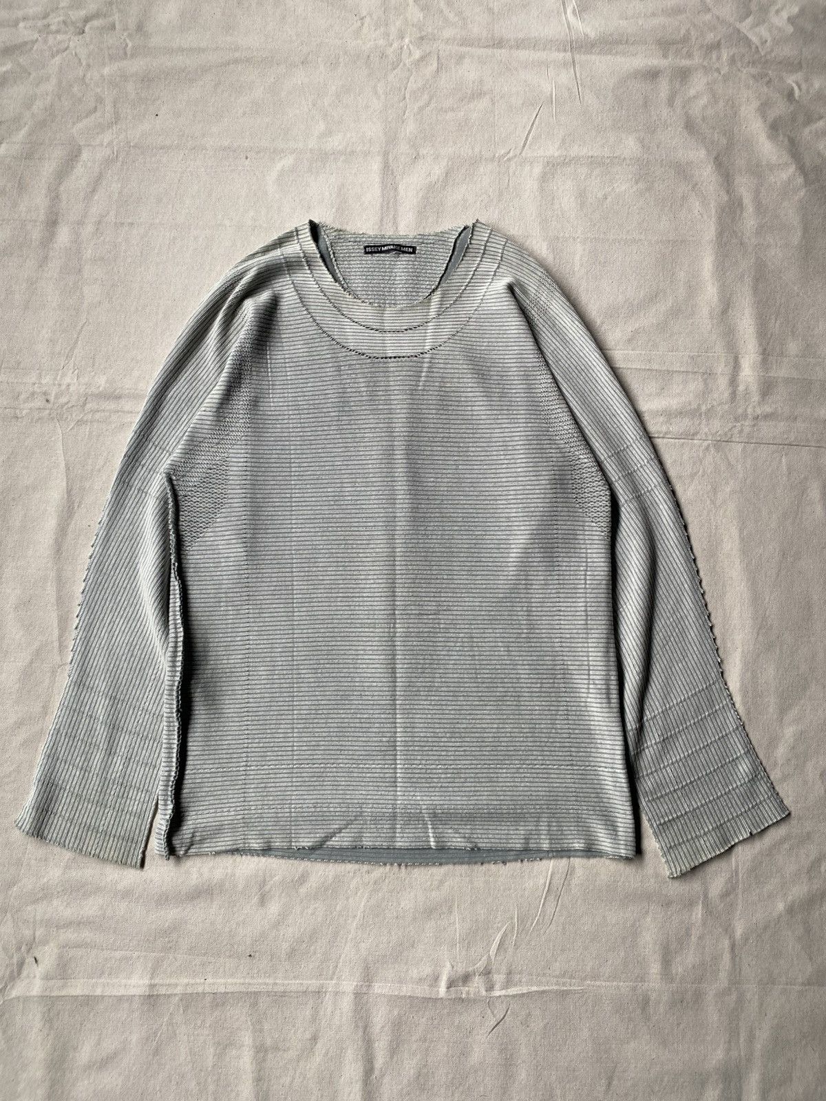 Issey Miyake Issey Miyake Men 2000s Pleated Longsleeve Size US M / EU 48-50 / 2 - 1 Thumbnail