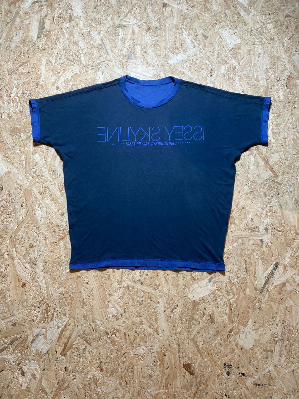 Issey Miyake Issey Vintage Skyline Reversible Blue Tee Size US L / EU 52-54 / 3 - 11 Thumbnail