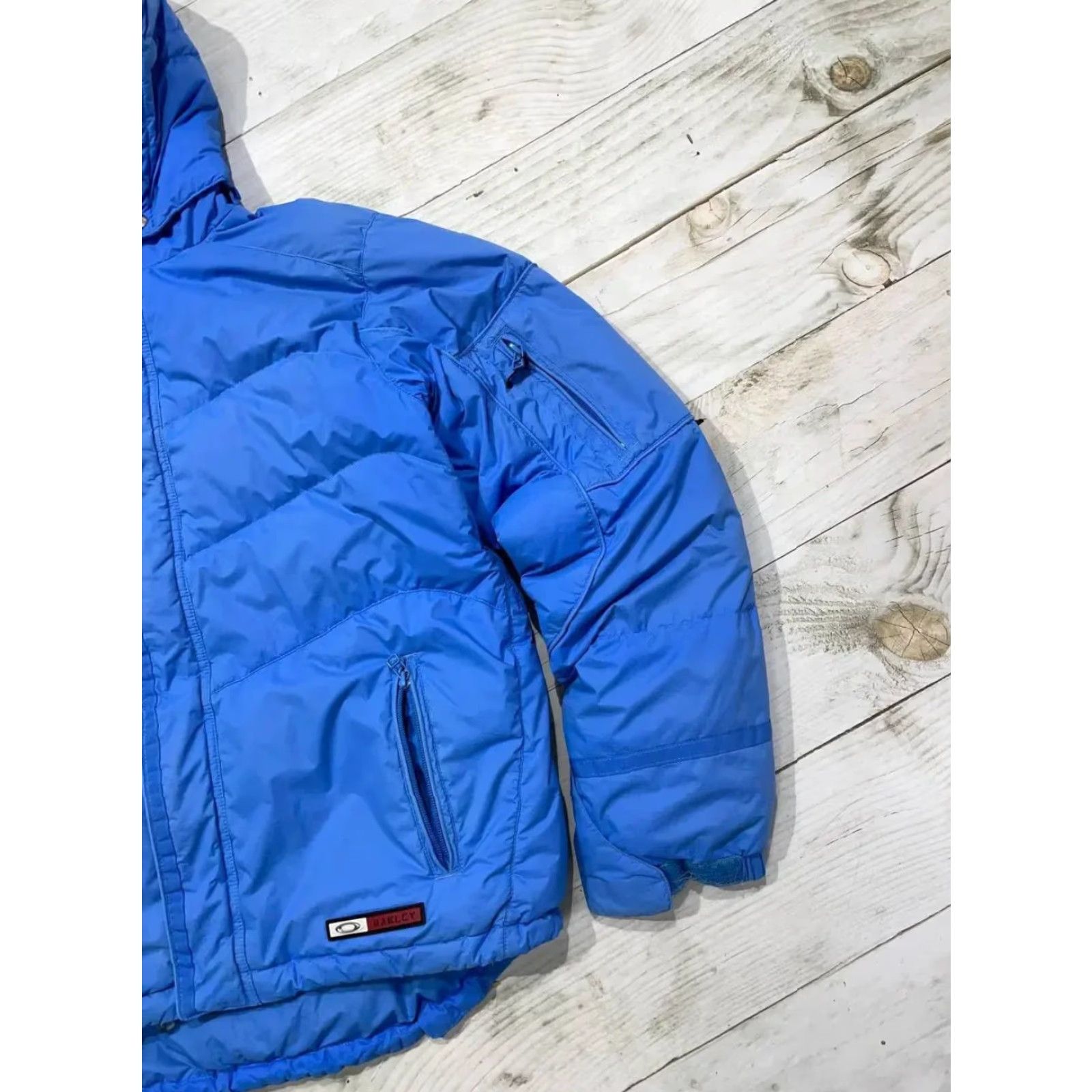 Oakley VINTAGE Oakley Jacket Crewneck Down Puffer Jacket Men M Blue 90s Size US M / EU 48-50 / 2 - 3 Thumbnail