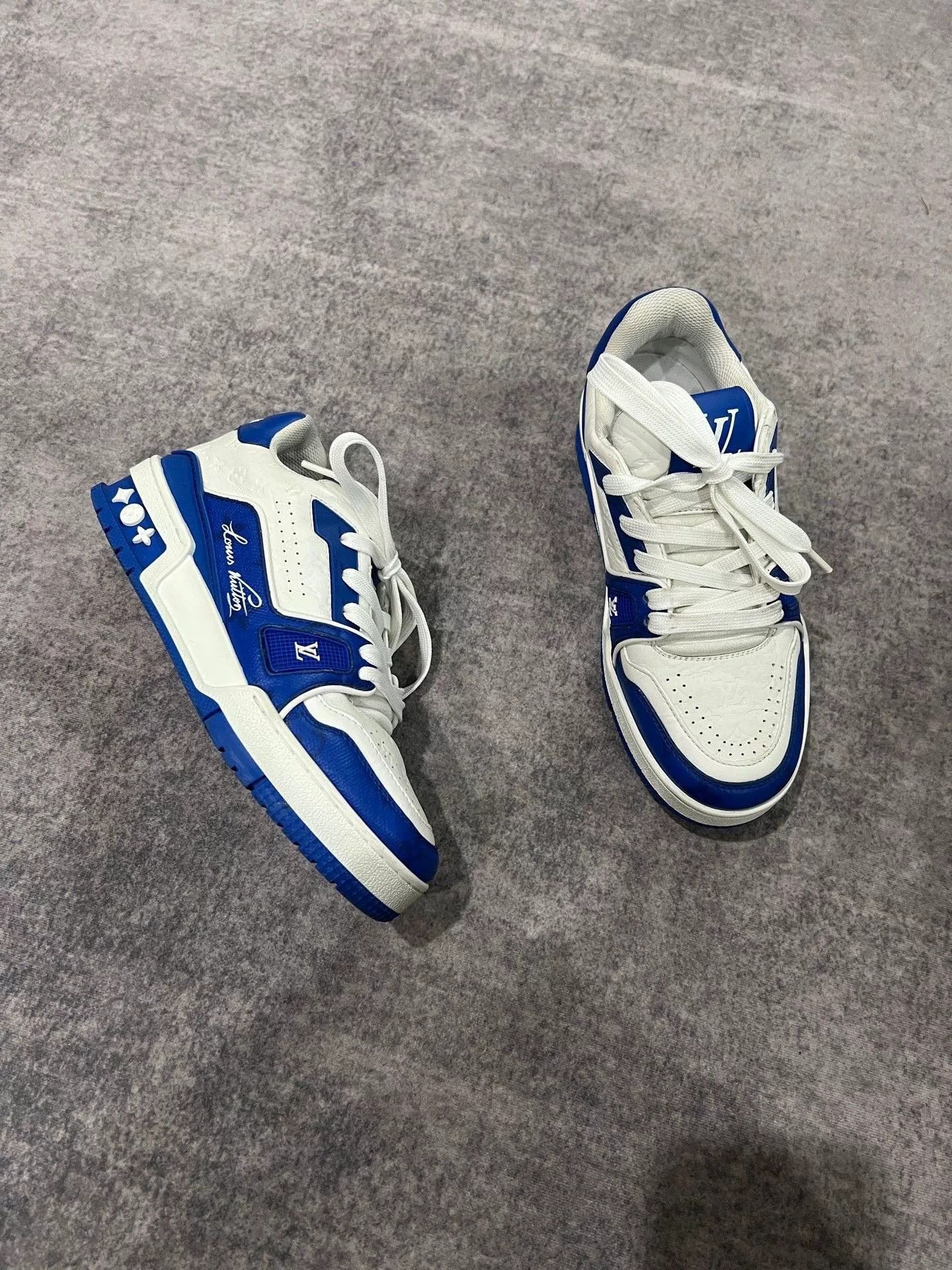 Louis Vuitton Louis Vuitton Monogram Trainer Sneakers Size US M / EU 48-50 / 2 - 1 Thumbnail