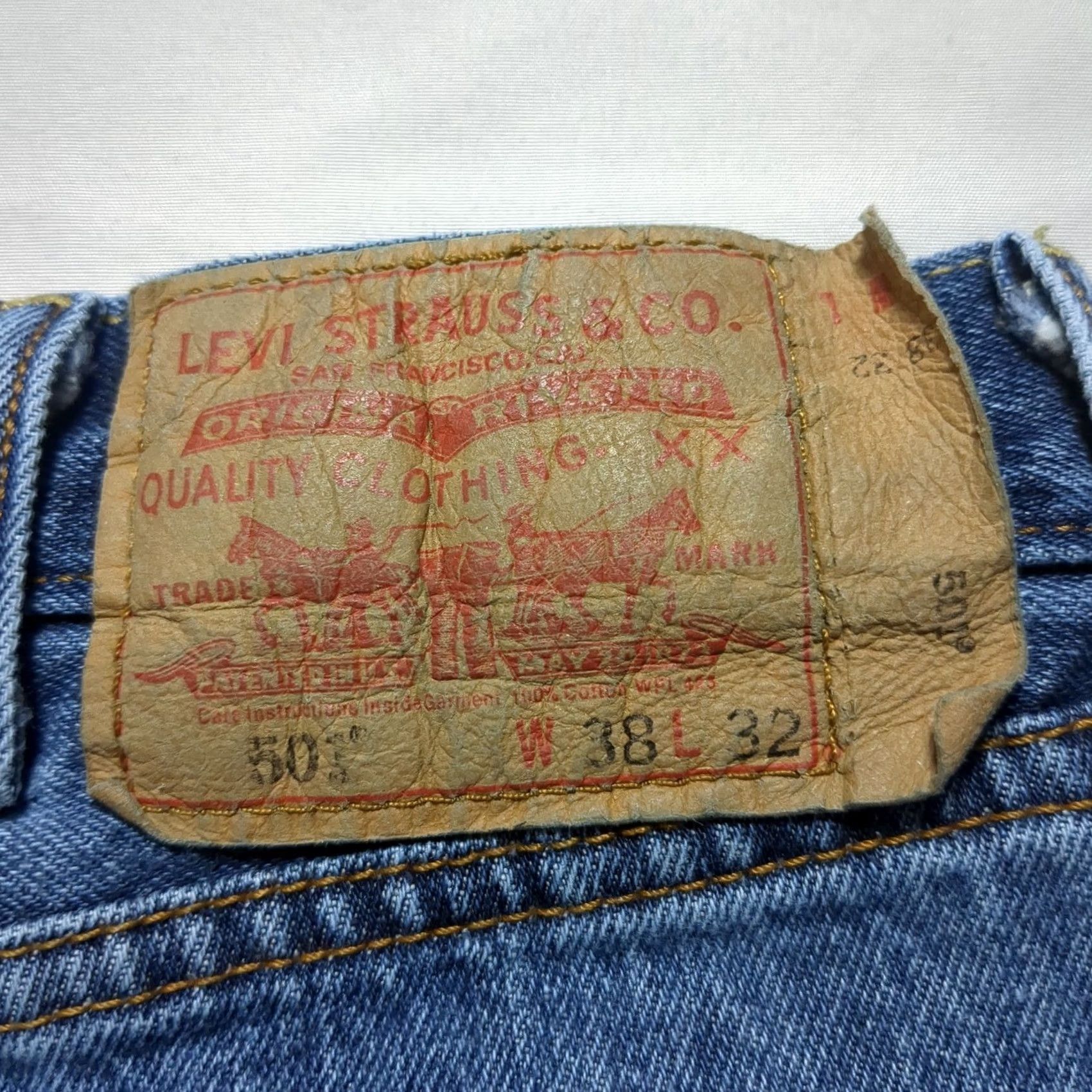 Levi's VTG Levi's 501 Original Fit Jeans Men Straight Button Fly Medium Wash 38x32 Blue Denim Straight Leg Five Pocket N/A Size US 38 / EU 54 - 3 Thumbnail