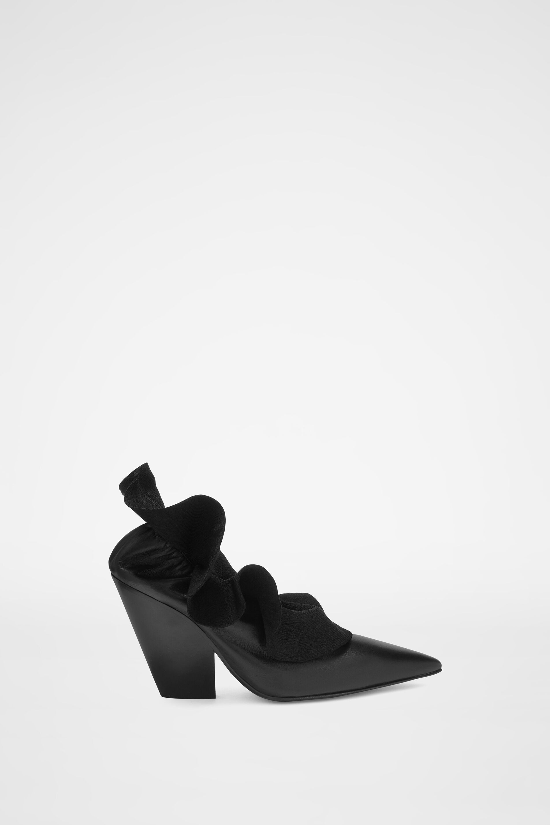 Jil Sander o1y1025 Pumps in Black Size US 6 / IT 36 - 1 Thumbnail