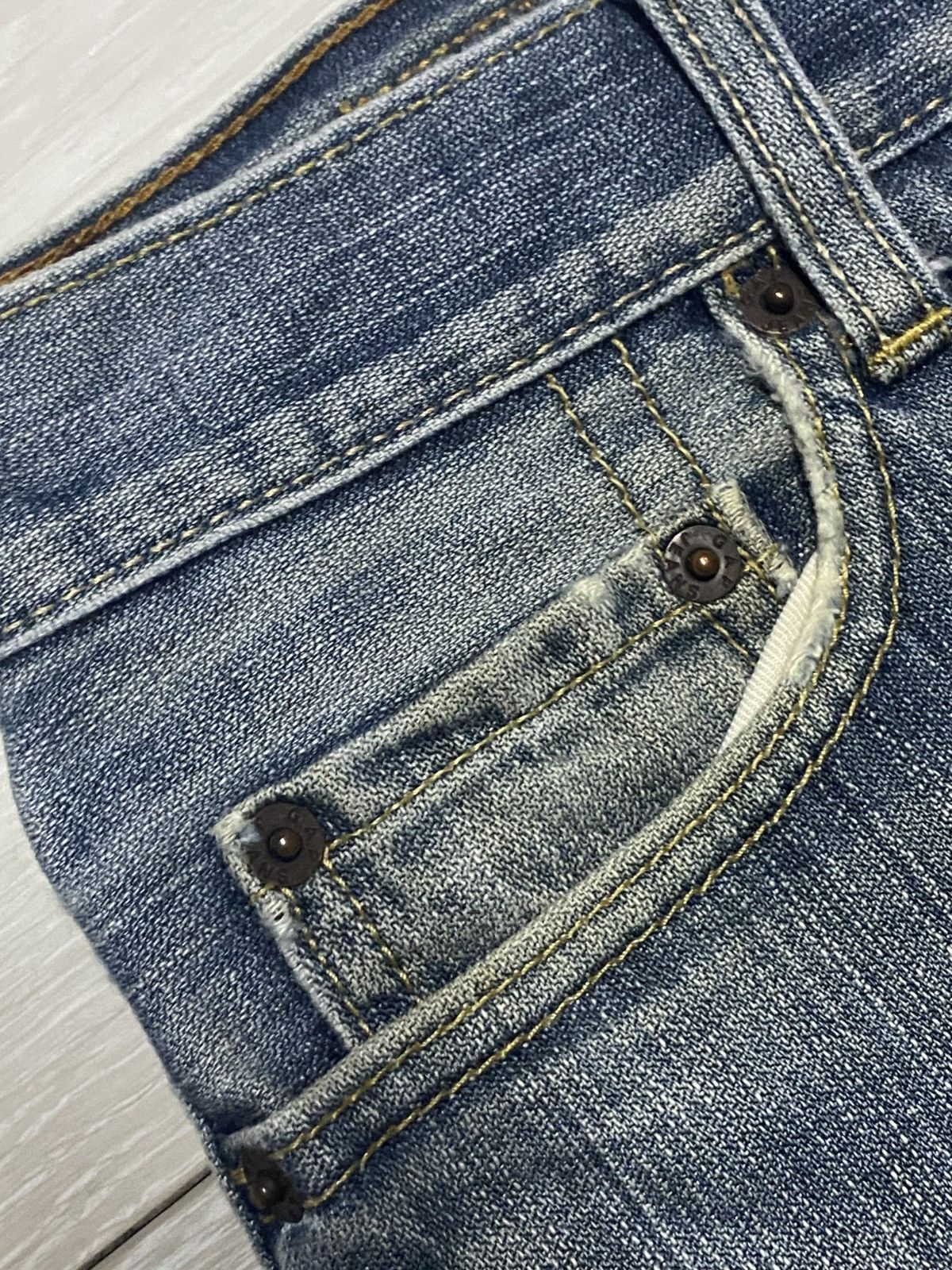 Gap Vintage Gap Denim Faded Wash Distressed Loose Jeans Size US 30 / EU 46 - 9 Thumbnail