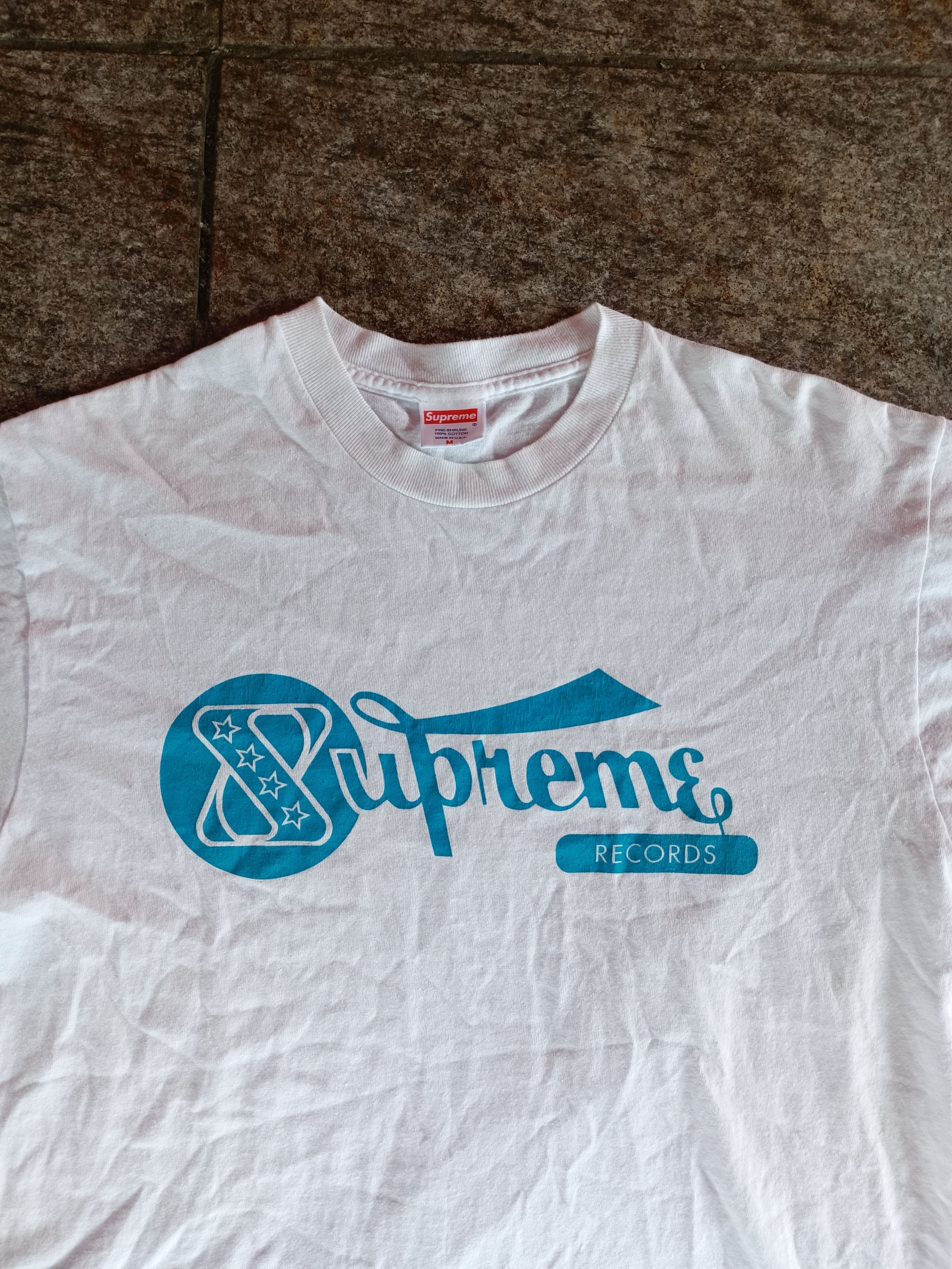 Supreme 2001 Supreme Records Tee Size US M / EU 48-50 / 2 - 2 Thumbnail