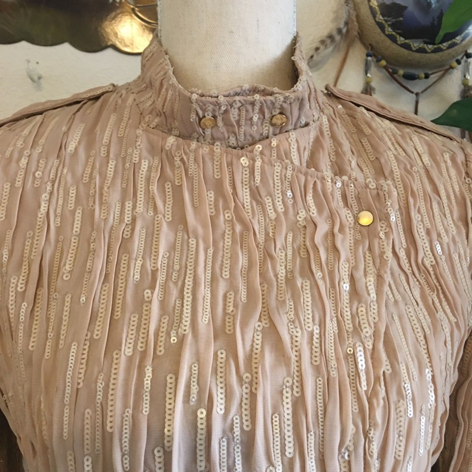Ann Taylor Ann Taylor tan sequined army style jacket Size XS / US 0-2 / IT 36-38 - 5 Thumbnail