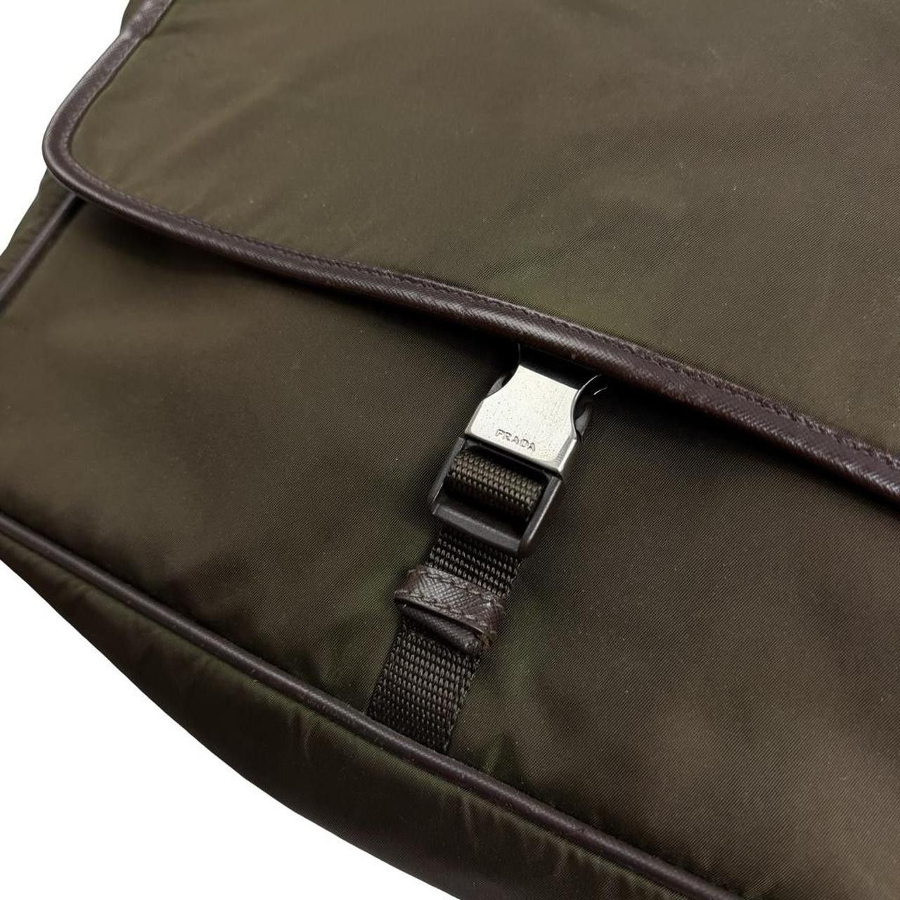 Prada Vintage Prada Milano Tessuto Messenger Bag Olive Green Size ONE SIZE - 4 Thumbnail