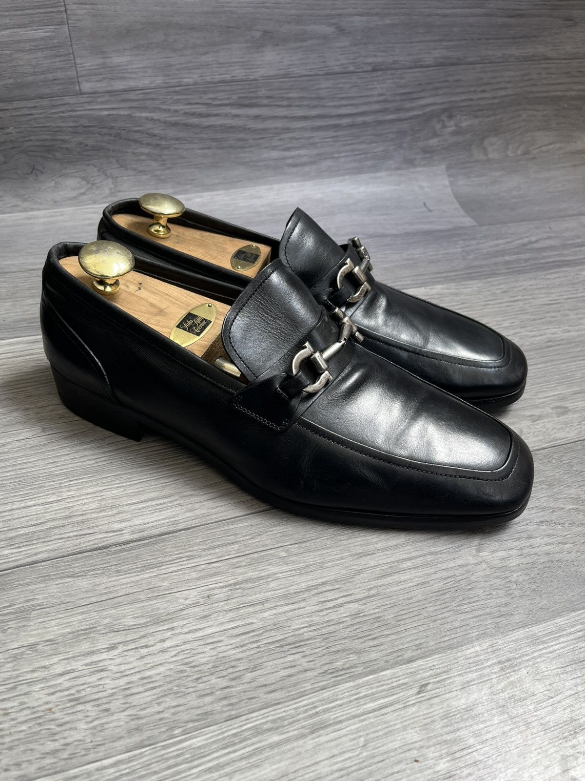 Salvatore Ferragamo Salvatore ferragamo horsebit black leather loafers Size US 9 / EU 42 - 7 Thumbnail